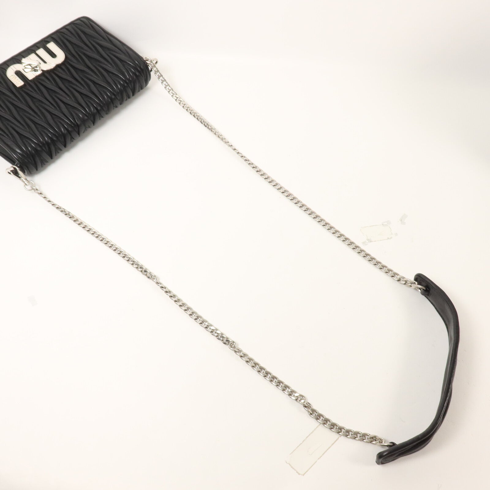 Miu Miu 牛皮皮革Chain Shoulder鏈帶肩背袋