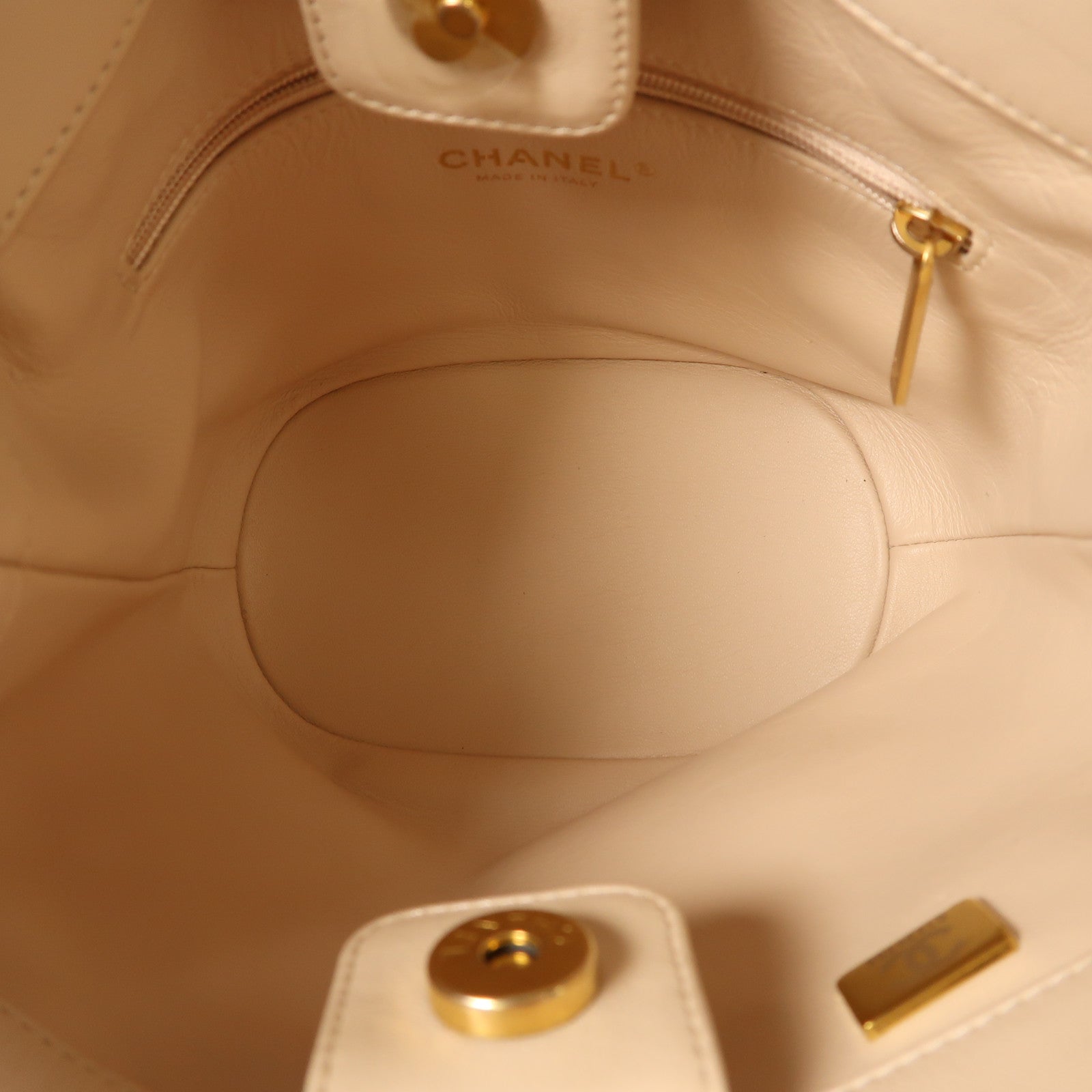 CHANEL 羊皮皮革Chain Shoulder金扣鏈帶肩背袋