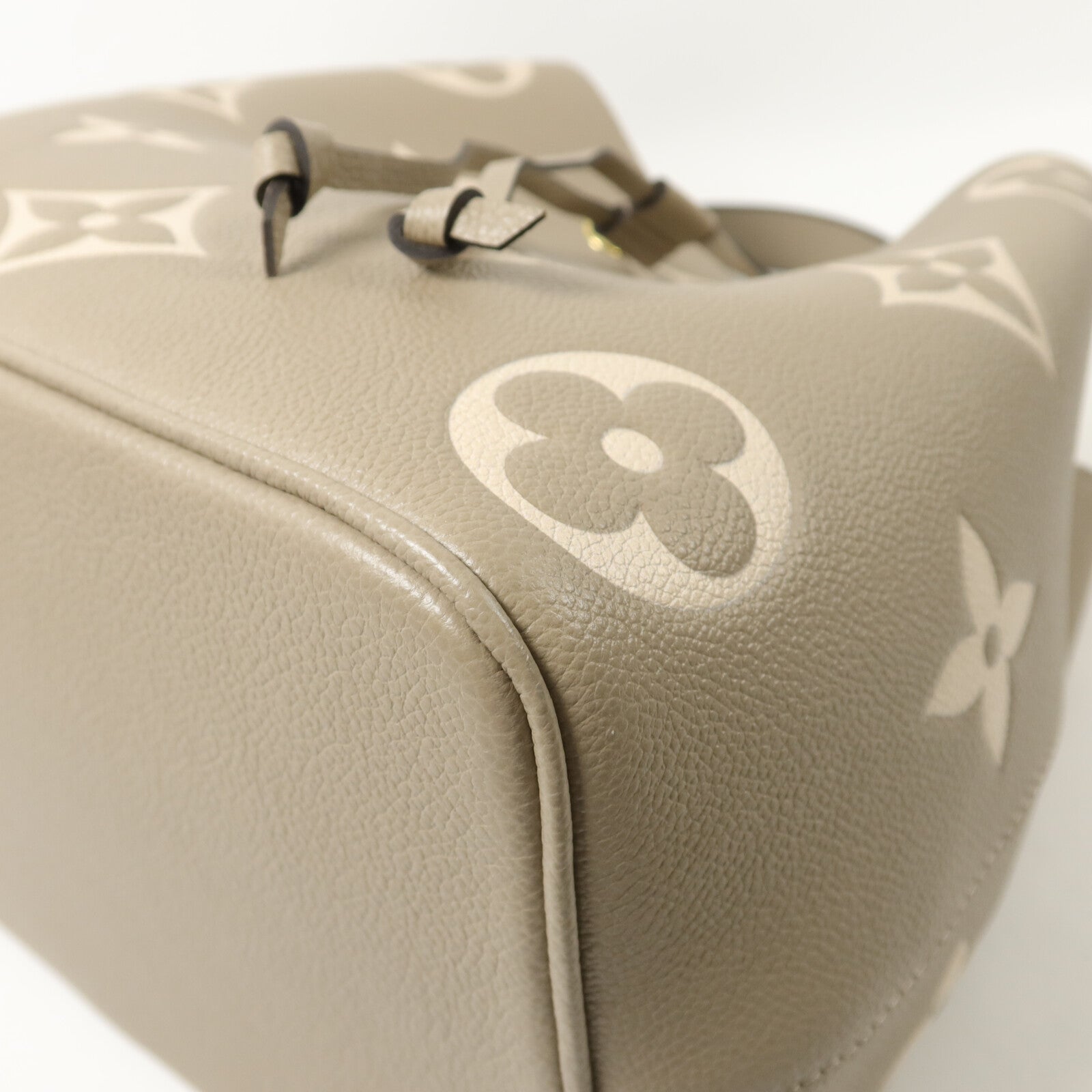 LOUIS VUITTON Monogram Empreinte Neo Noe MM手挽肩背兩用袋