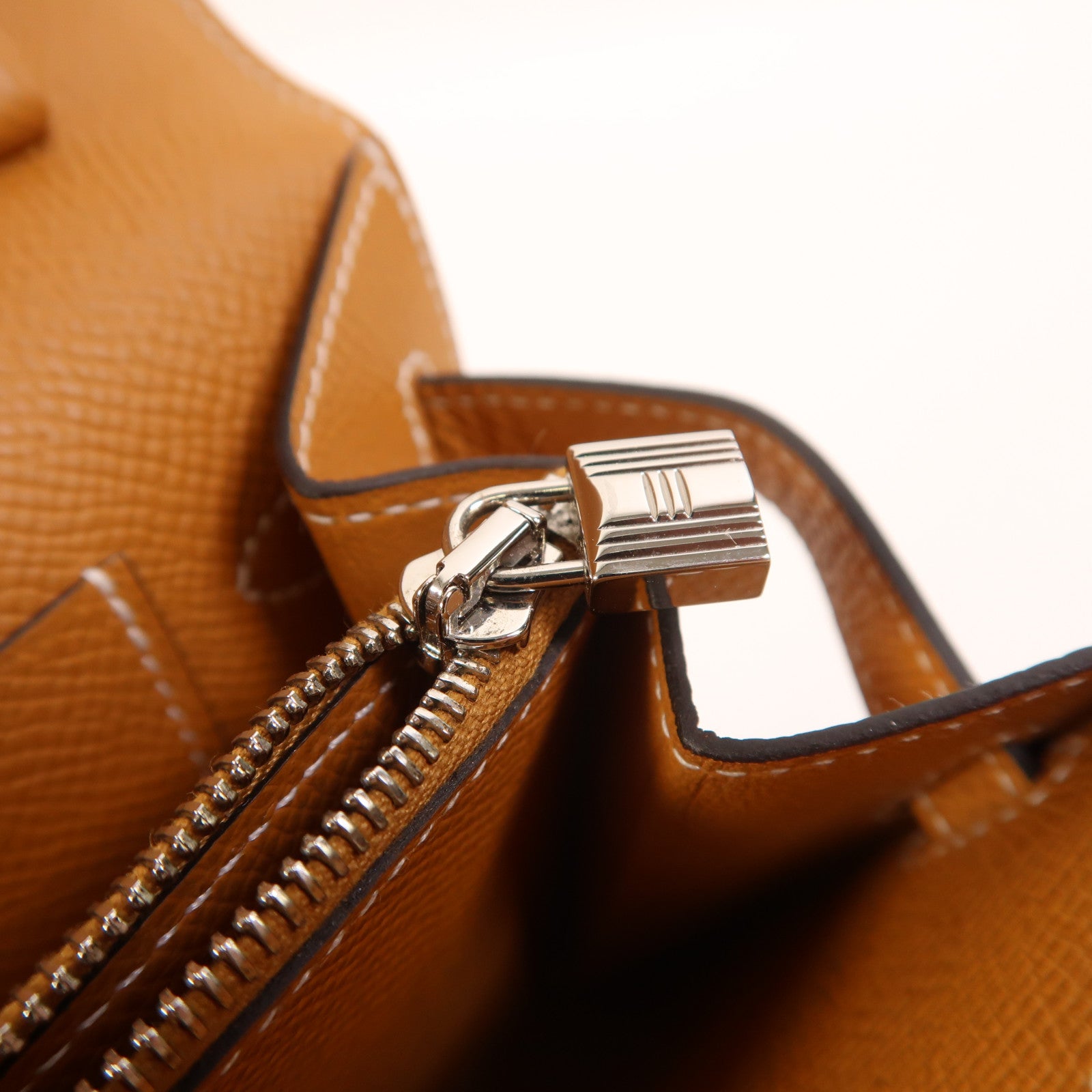 HERMES Epsom皮革Kelly To Go銀扣肩背袋Gold