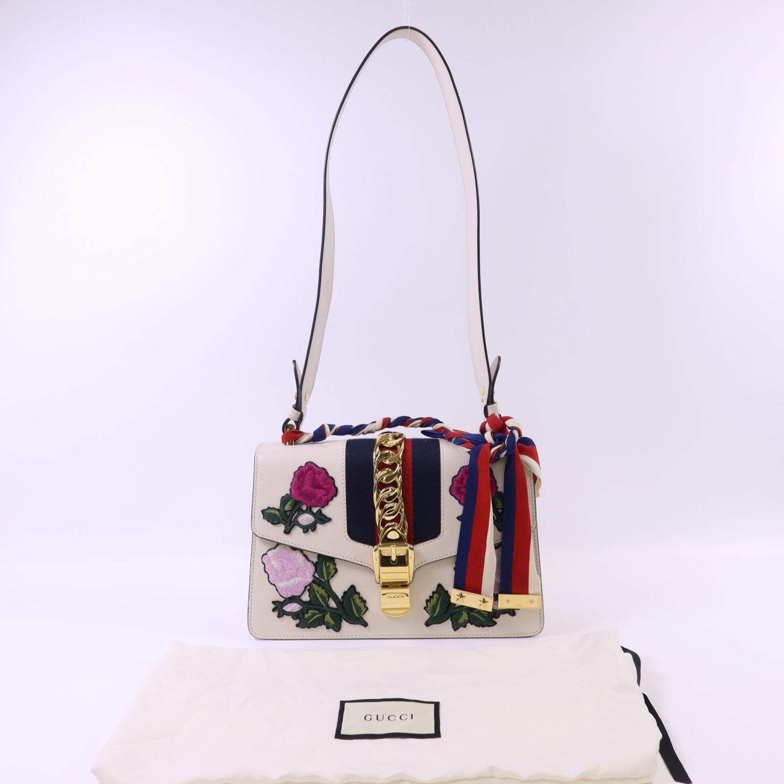 GUCCI 牛皮皮革Sylvie金扣肩背袋