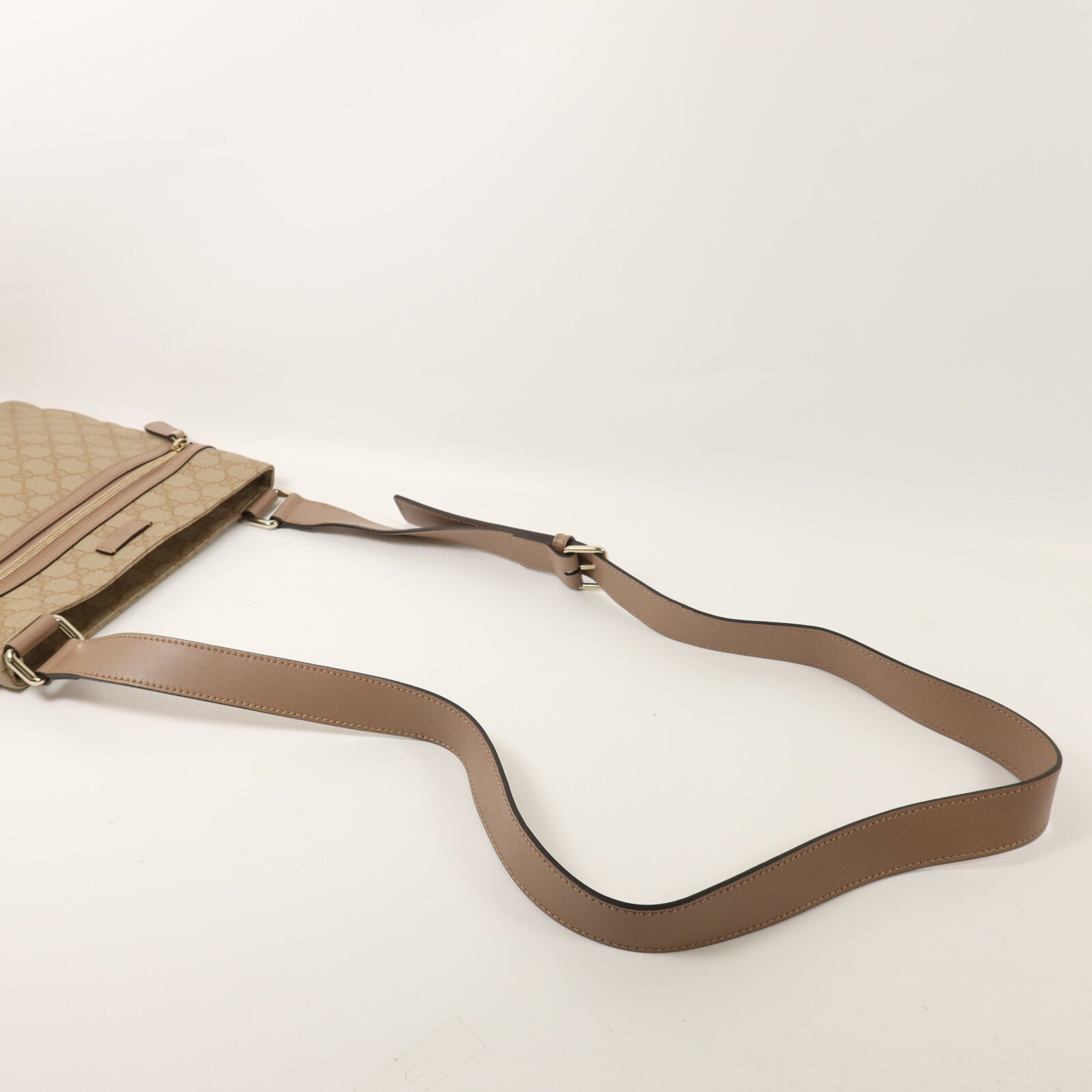 GUCCI 塗層帆布GG Supreme Shoulder Bag肩背袋