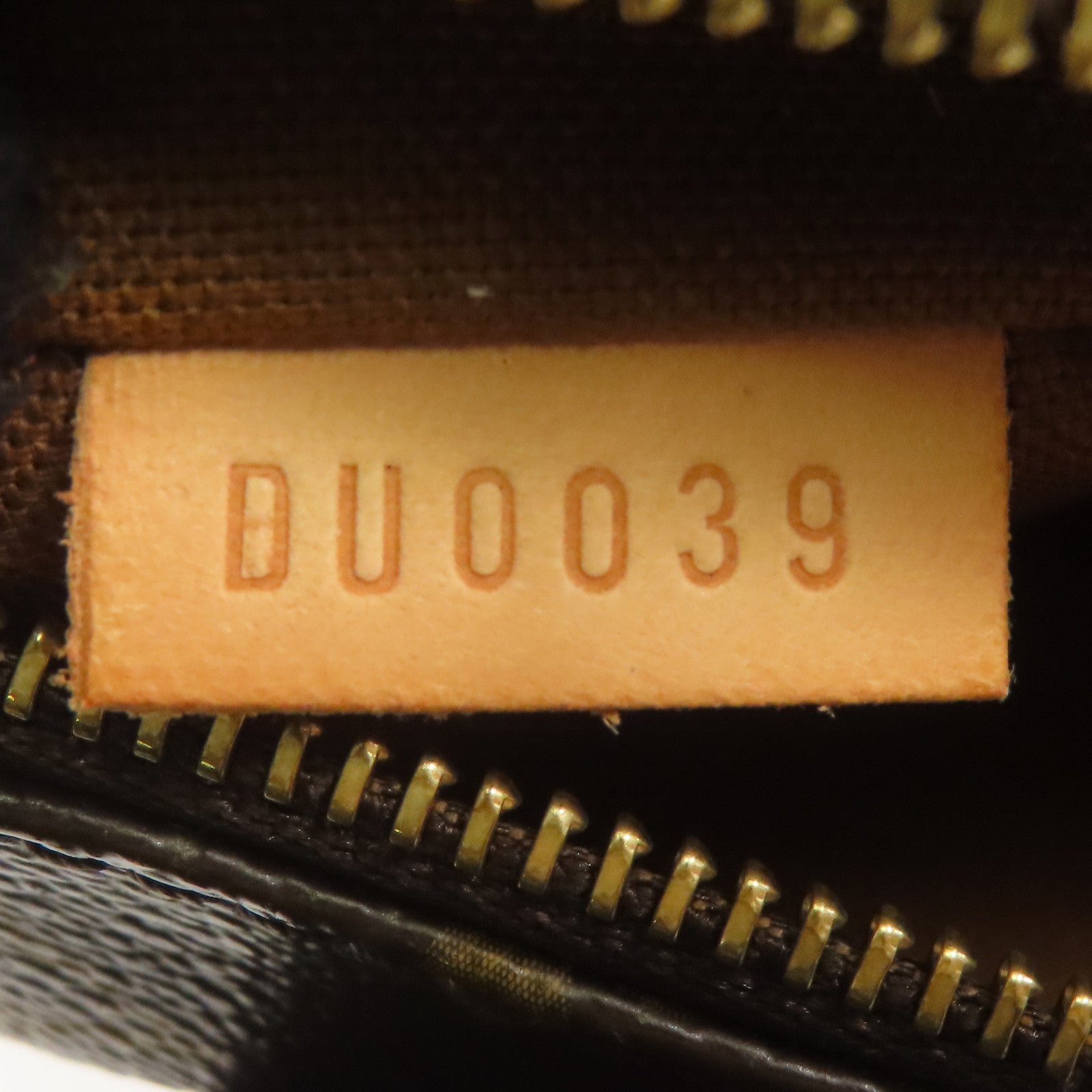 LOUIS VUITTON Monogram Cabas Beaubourg金扣肩背袋