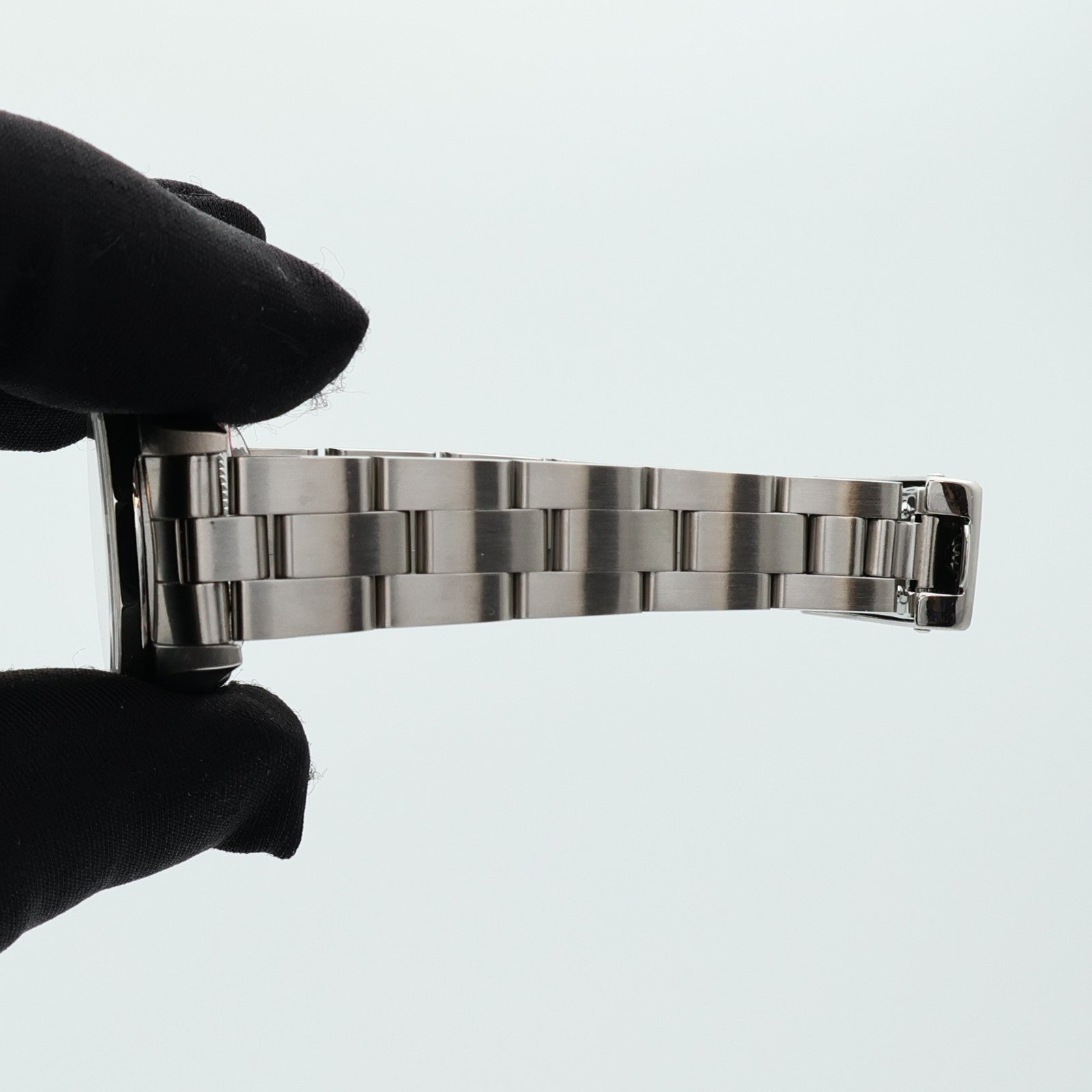 ROLEX Oyster Perpetual 67180