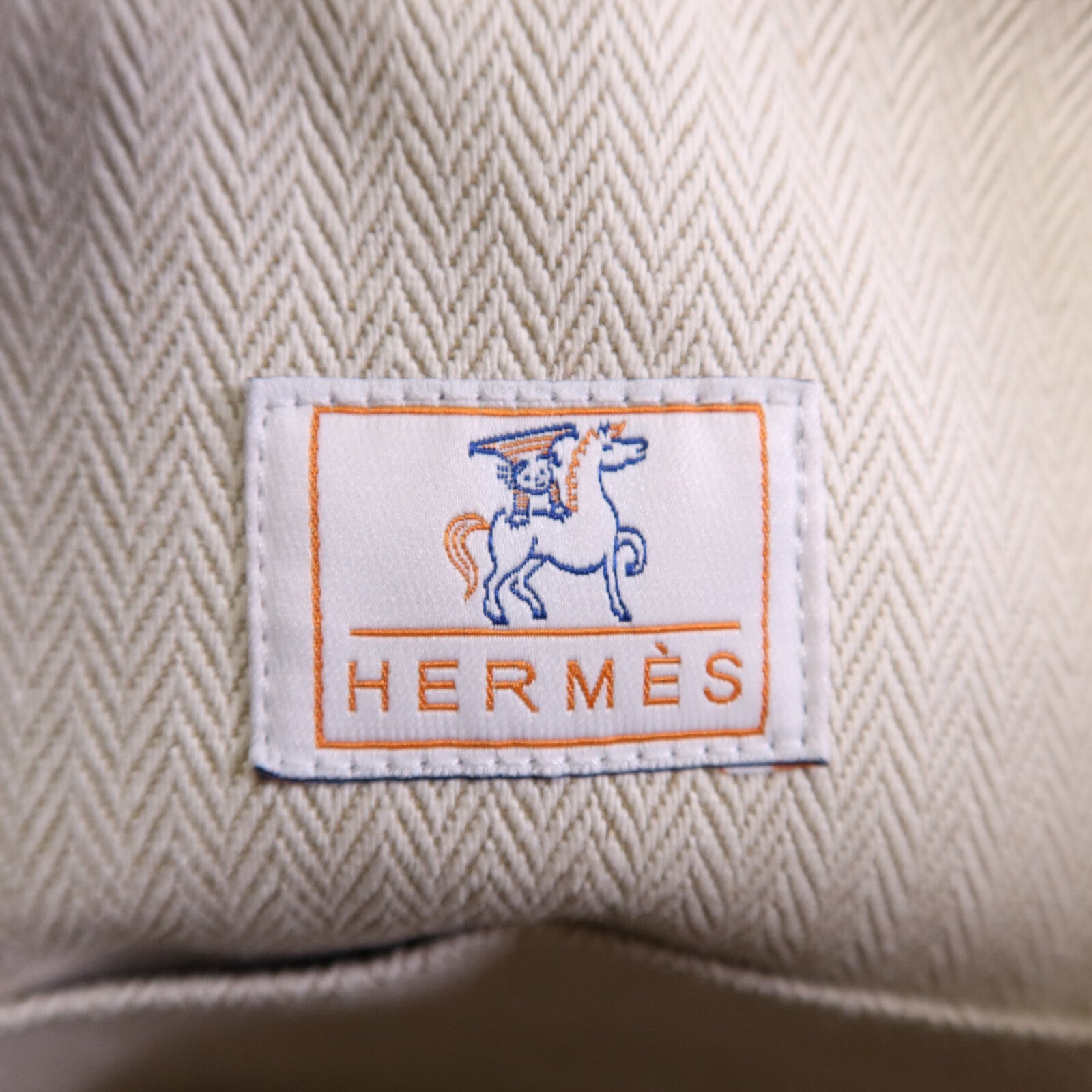 HERMES 帆布Bride-a-Brac Cabriole GM銀扣手挽袋Bleu Nattier