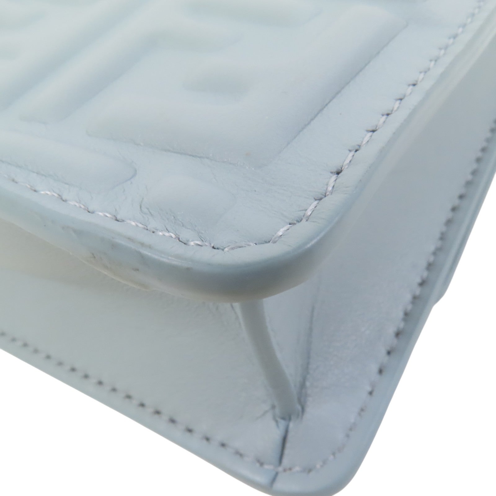 FENDI 牛皮皮革Shoulder Bag金扣肩背袋