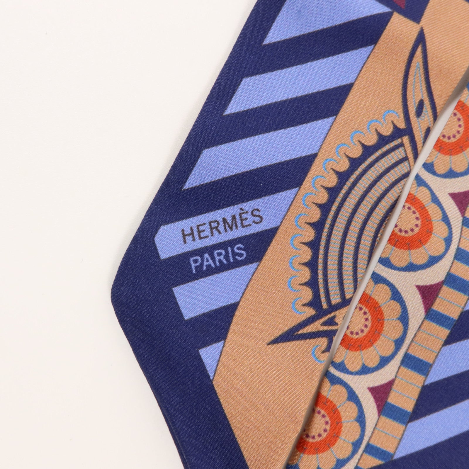 HERMES 絲質Twilly絲巾