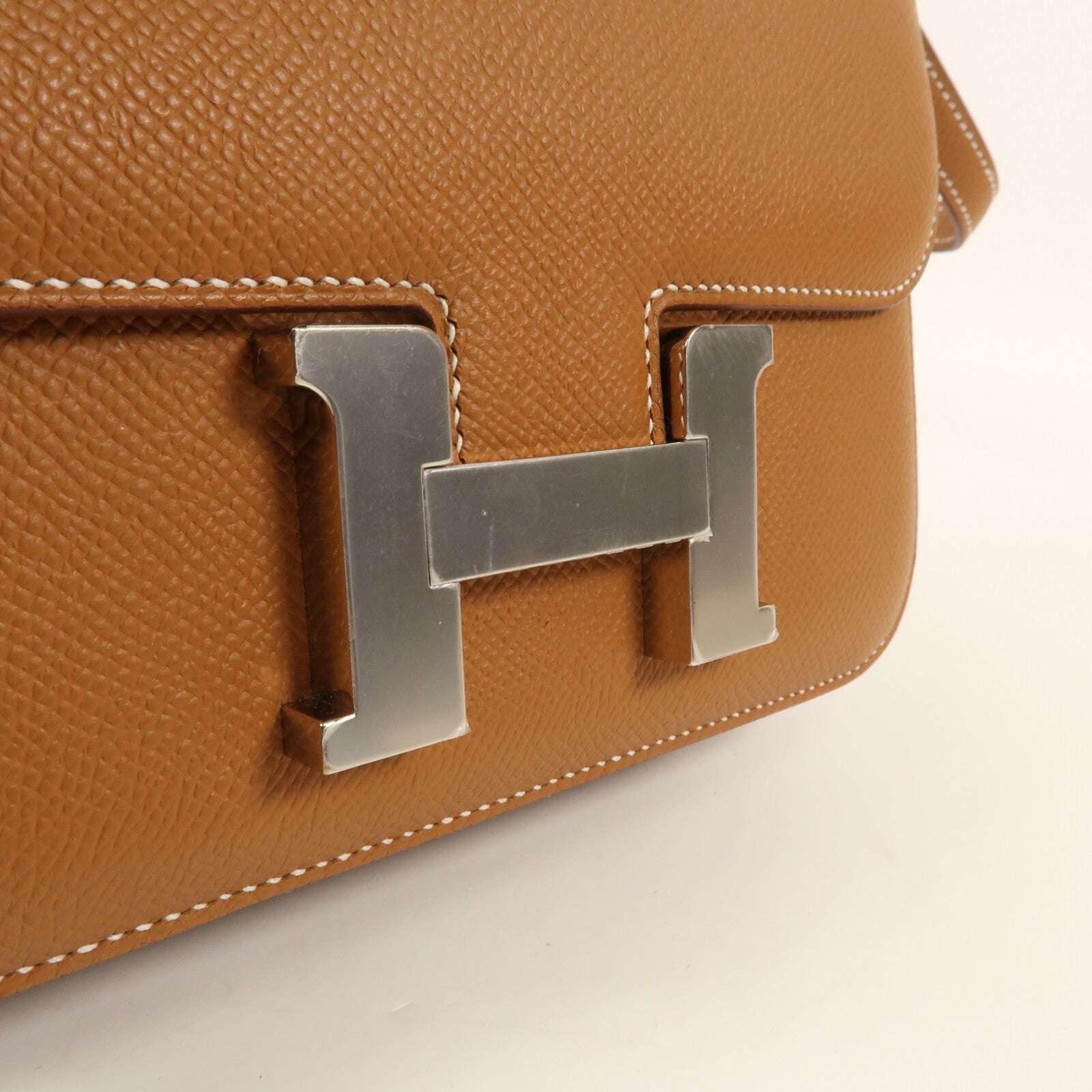 HERMES Epsom皮革Constance Mini銀扣肩背袋Gold