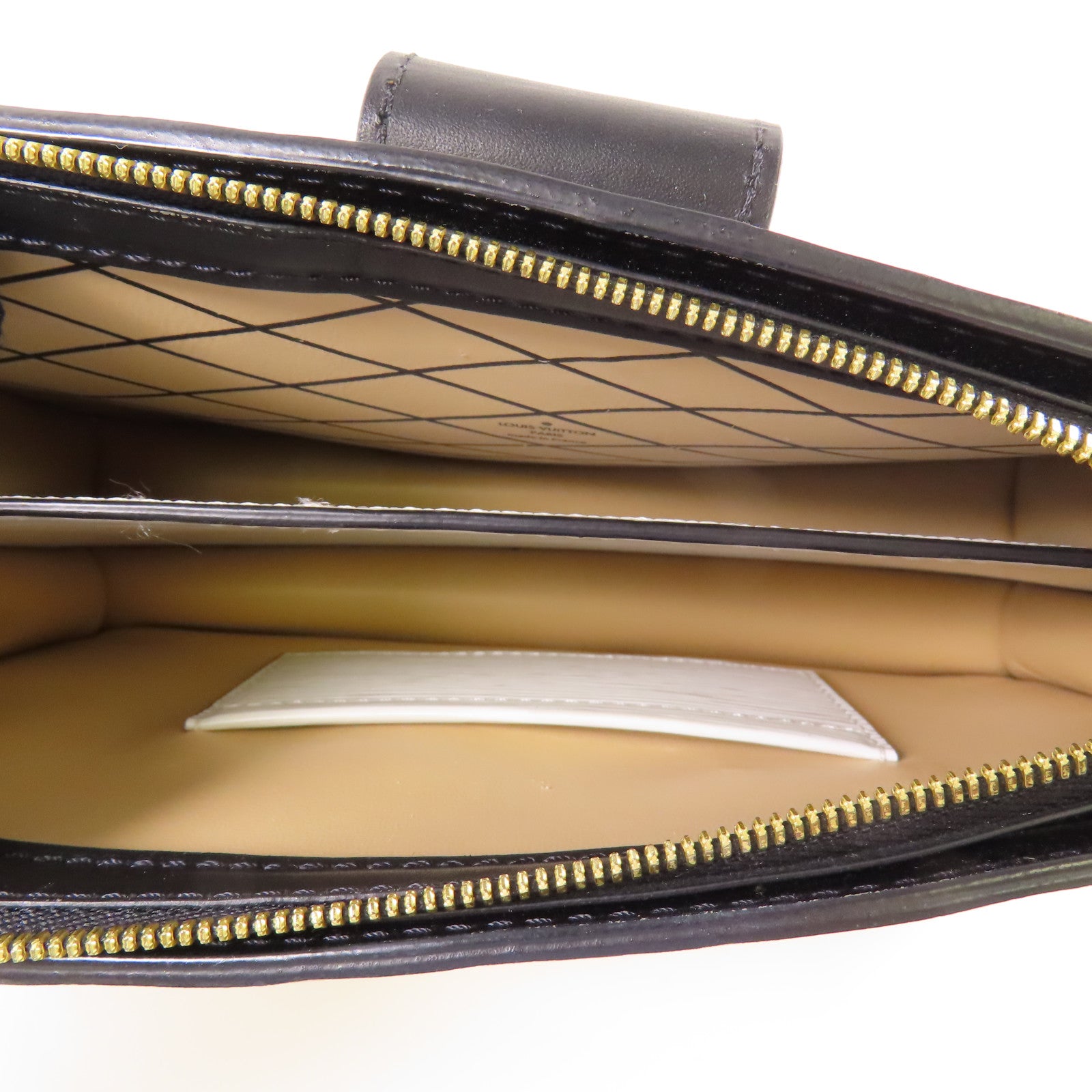 LOUIS VUITTON Epi Trunk Clutch金扣肩背袋