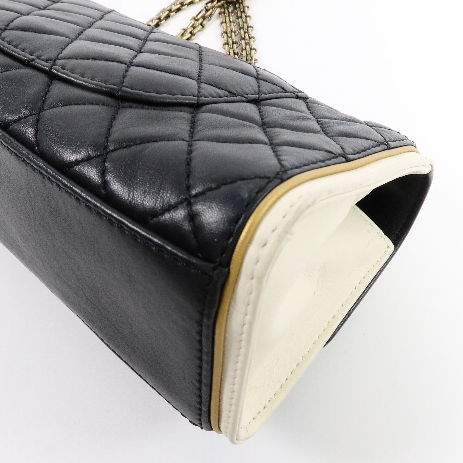 CHANEL 牛皮皮革Chain Shoulder Bag鏈帶肩背袋