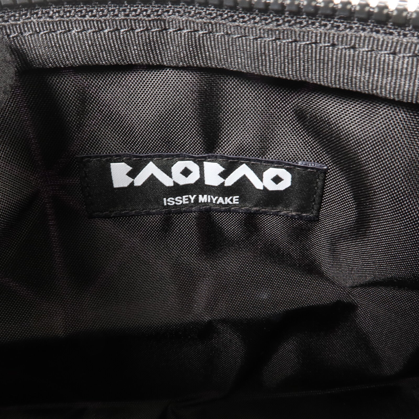 ISSEY MIYAKE PVC Bao Bao Prism Pouch小袋