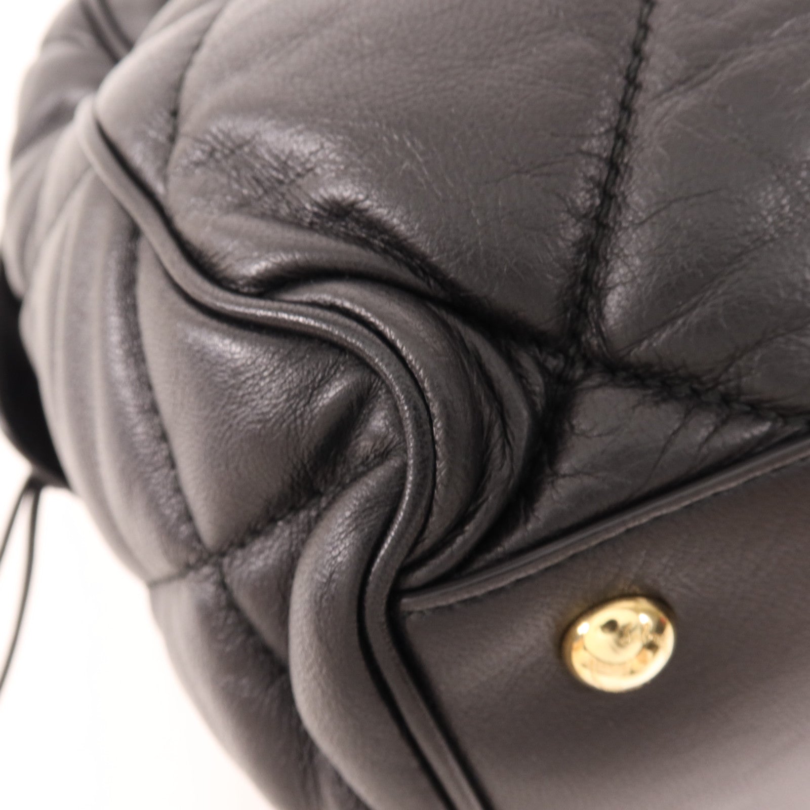 Salvatore Ferragamo 羊皮皮革Shoulder Bag金扣肩背袋