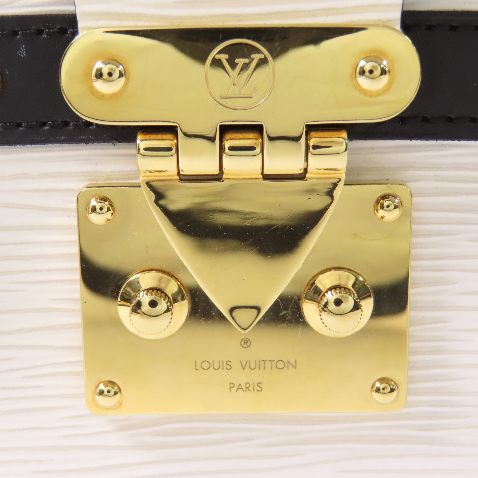 LOUIS VUITTON Epi Trunk Clutch金扣肩背袋