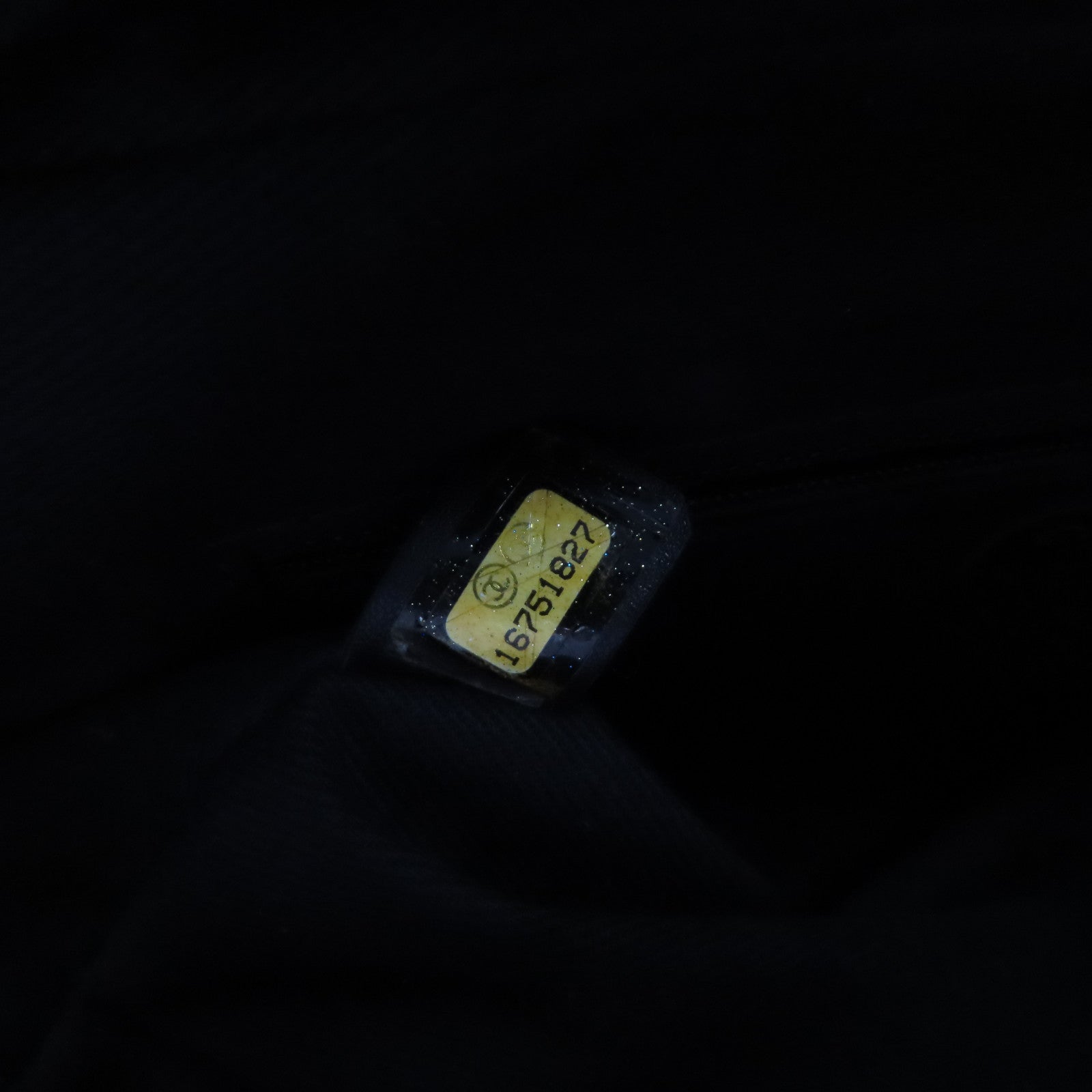 CHANEL 牛皮皮革Shoulder Bag銀扣鏈帶肩背袋