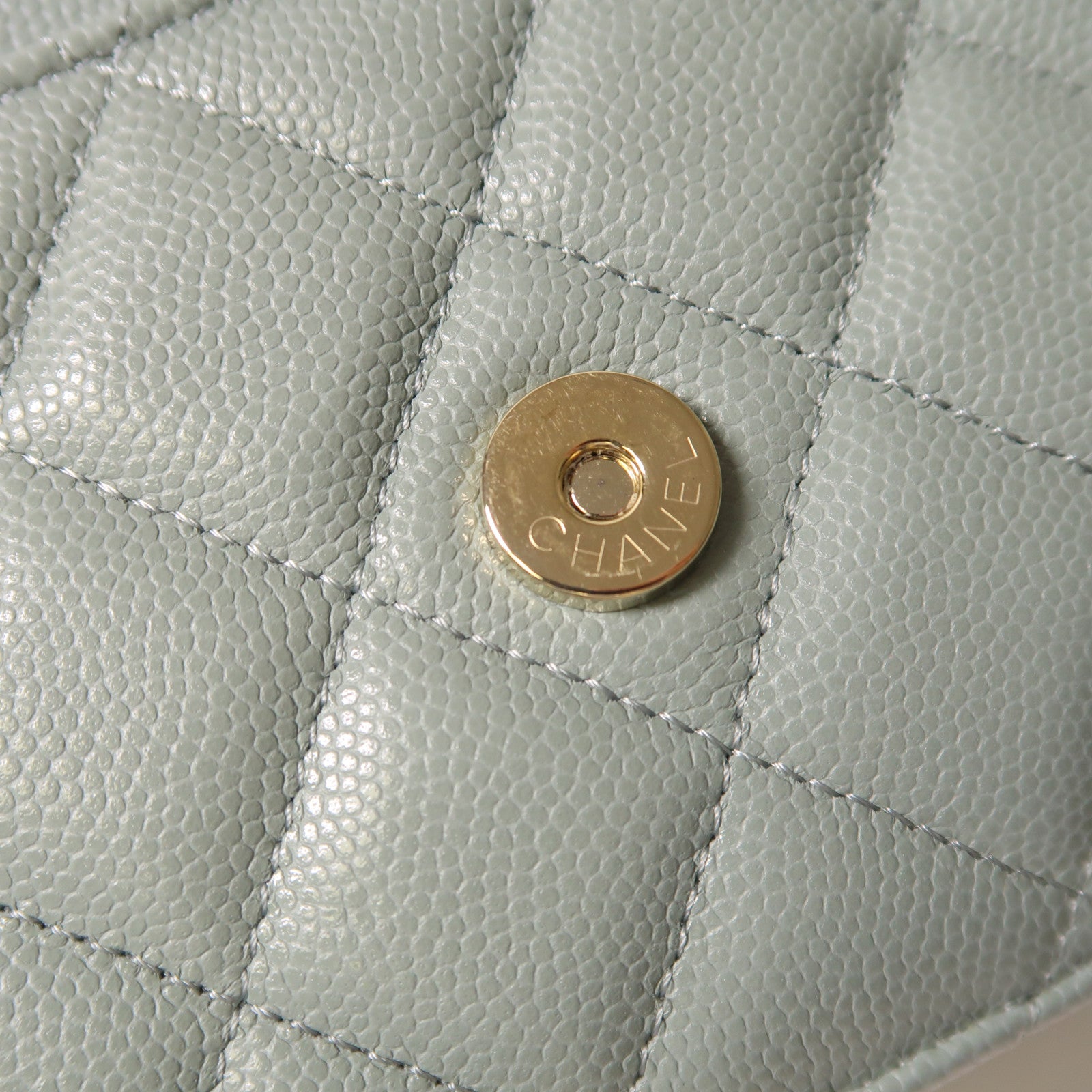 CHANEL 牛皮皮革Wallet On Chain金扣鏈帶肩背袋