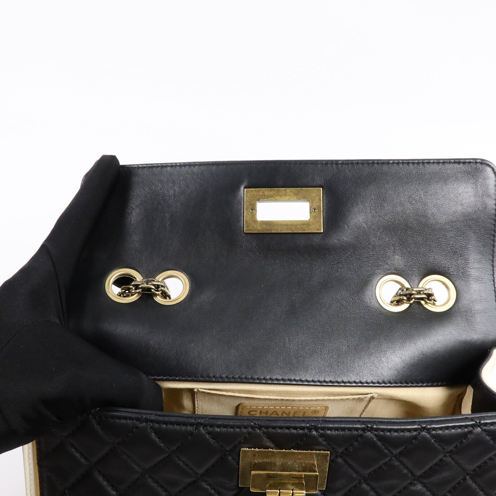 CHANEL 牛皮皮革Chain Shoulder Bag鏈帶肩背袋