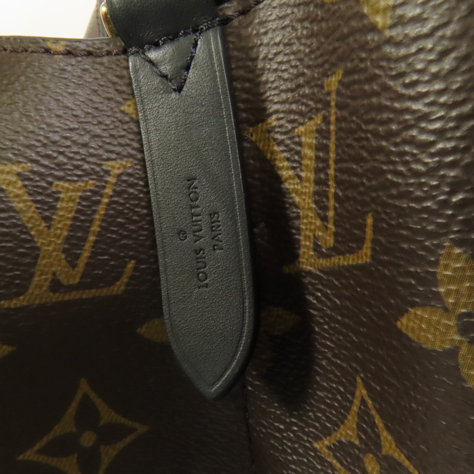 LOUIS VUITTON Monogram Neo Noe MM金扣肩背袋