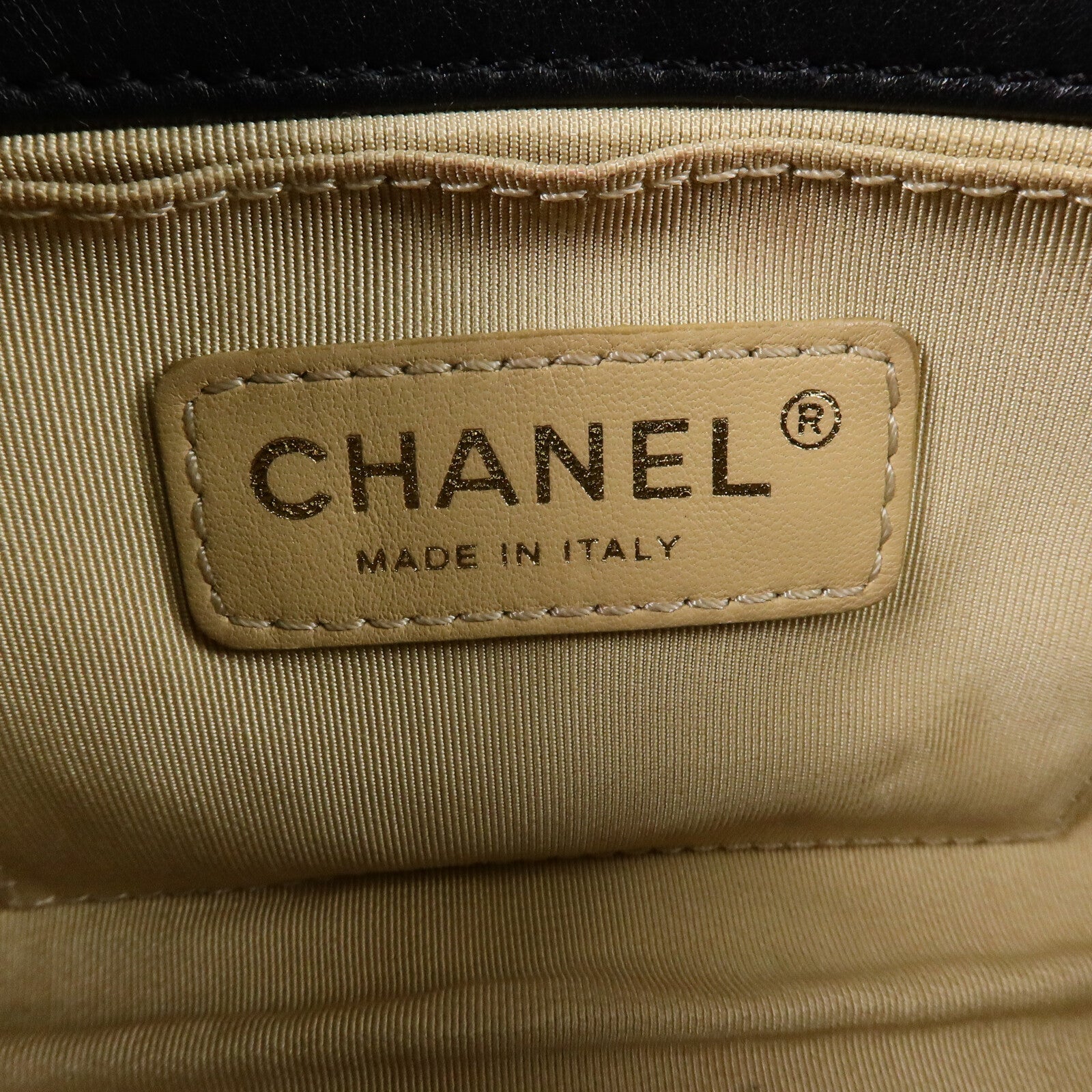 CHANEL 牛皮皮革Chain Shoulder Bag鏈帶肩背袋