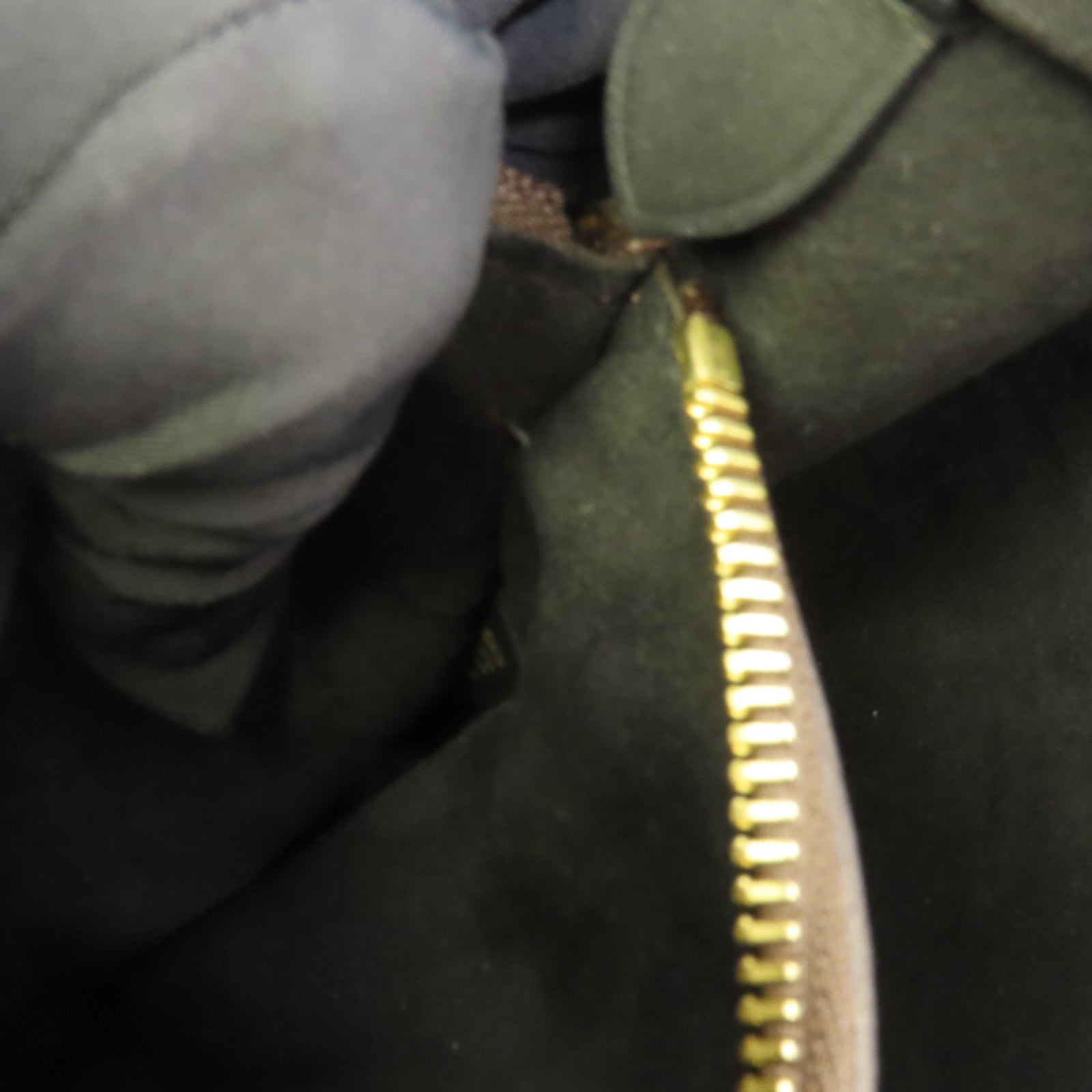 LOUIS VUITTON Monogram Neo Noe MM金扣肩背袋