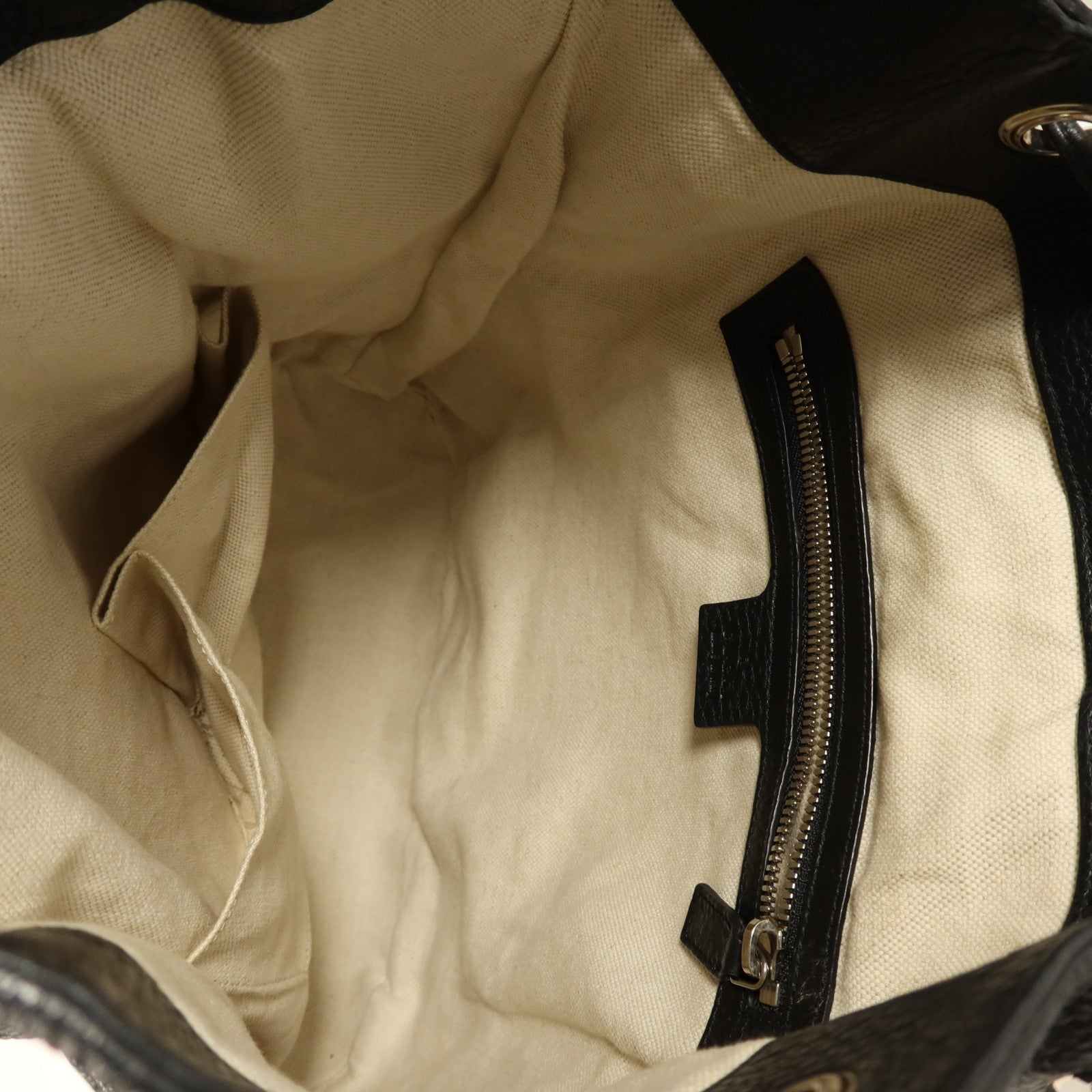 GUCCI 牛皮皮革Soho Backpack銀扣背包