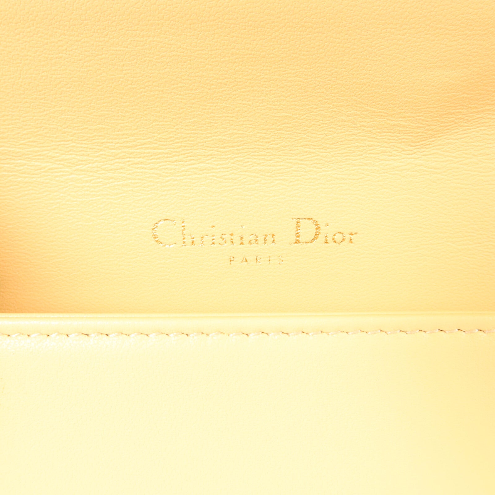 Dior 羊皮皮革Lady Dior Pouch鏈帶肩背袋