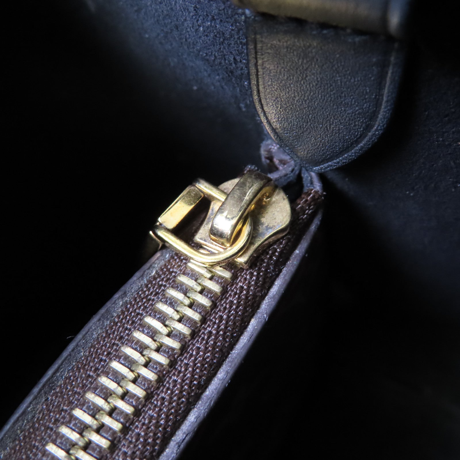 LOUIS VUITTON Monogram Neonoe MM Shoulder Bag金扣肩背袋啡色/黑色