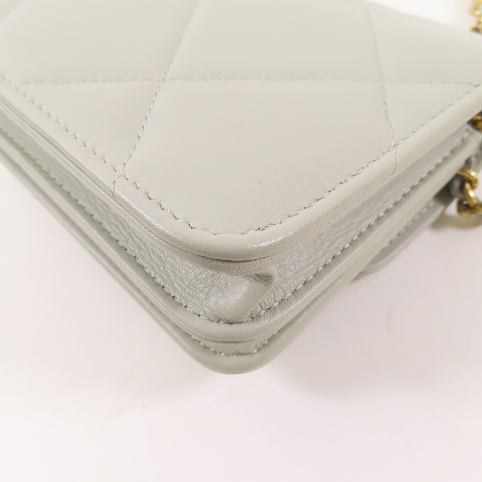 CHANEL 羊皮皮革Chain Shoulder金扣鏈帶肩背袋