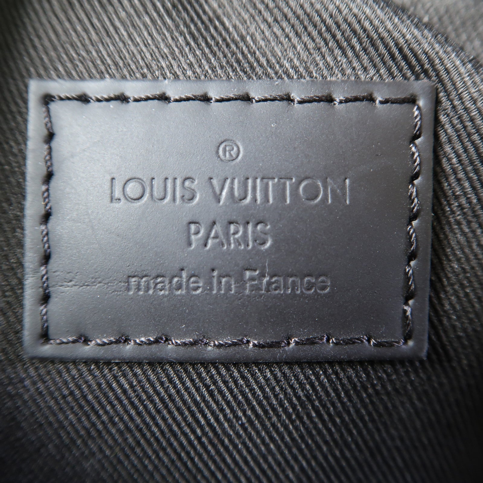 LOUIS VUITTON Damier Amazon Chapman Limited Edition銀扣肩背袋