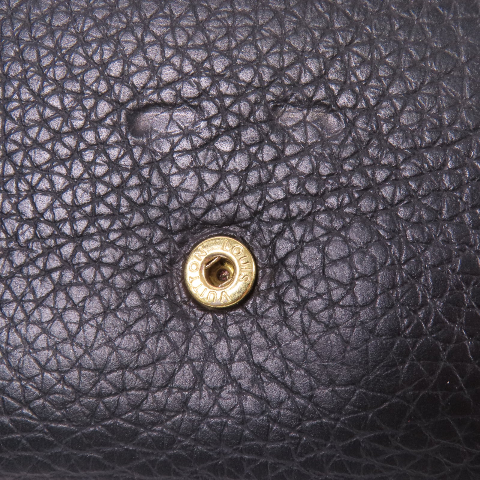 LOUIS VUITTON Taurillon Capucines Compact Trifold Wallet金扣錢包