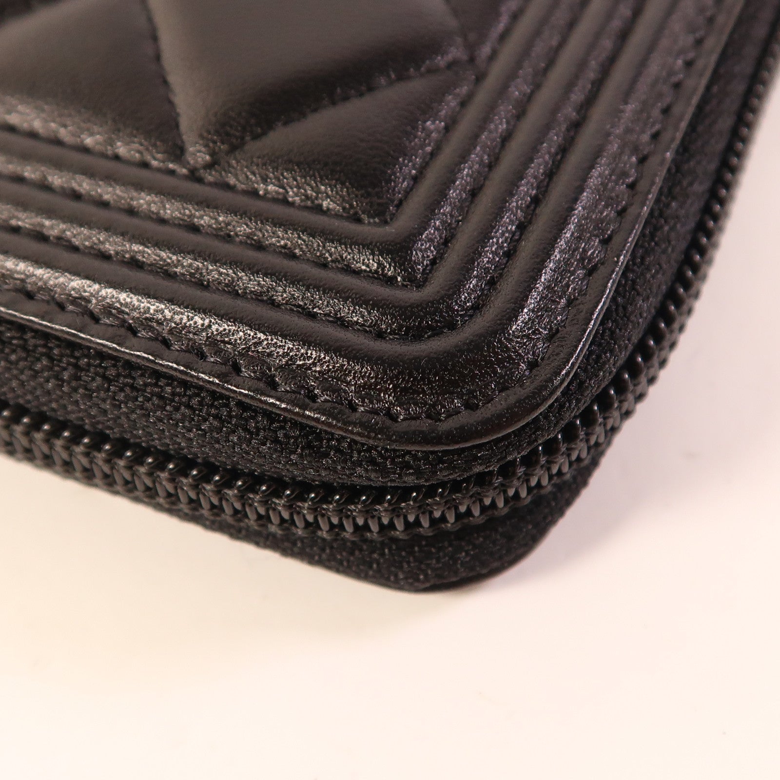 CHANEL 羊皮皮革Boy Chanel Long Wallet銀扣長錢包