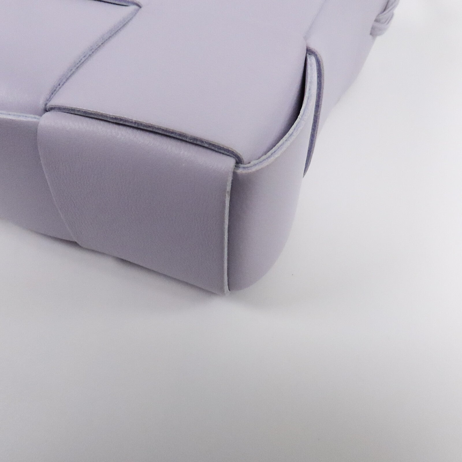 BOTTEGA VENETA 牛皮皮革Cassette Pouch肩背袋