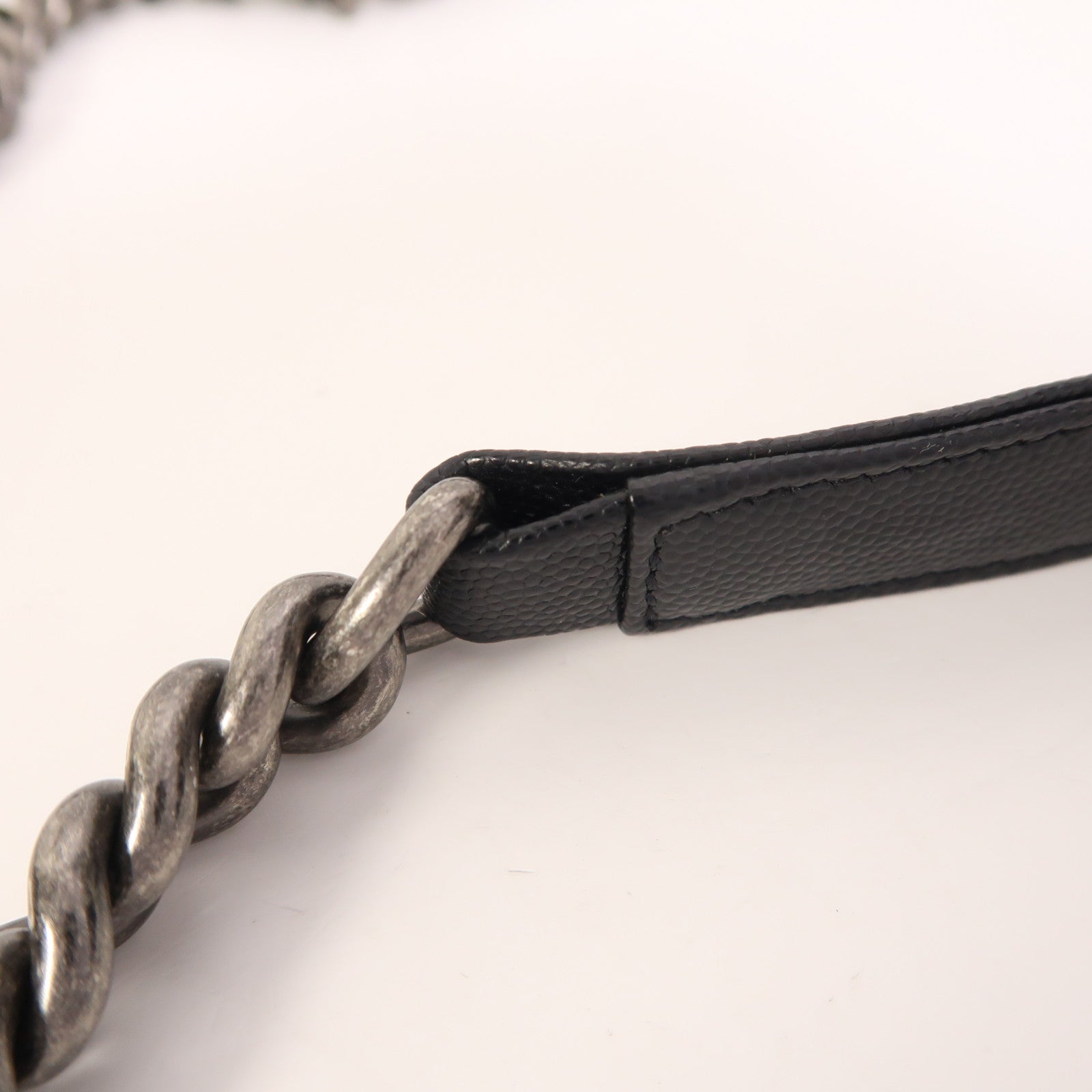 CHANEL 牛皮皮革Boy 20鏈帶肩背袋