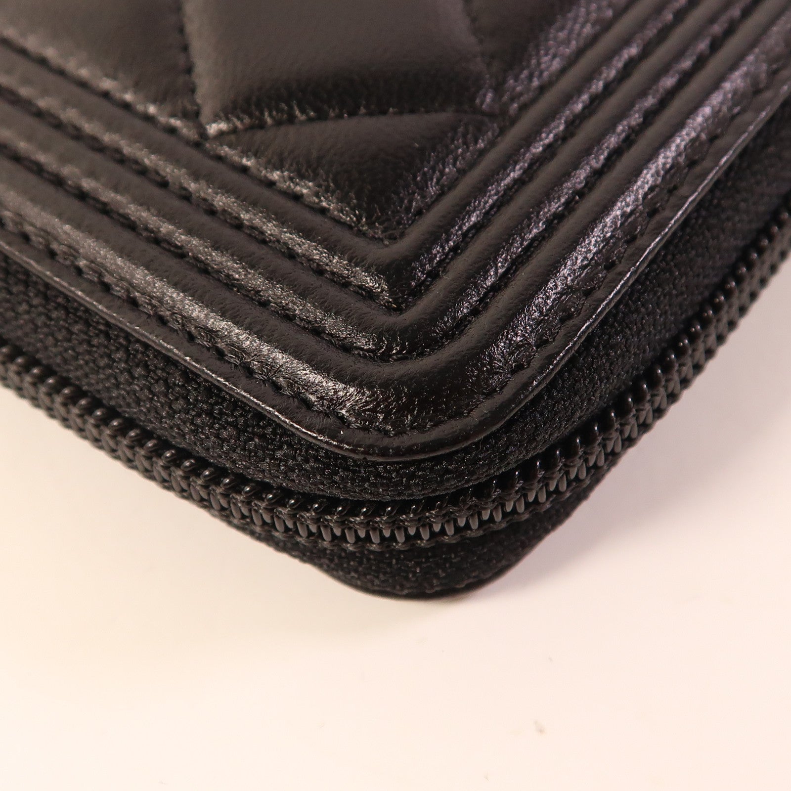 CHANEL 羊皮皮革Boy Chanel Long Wallet銀扣長錢包