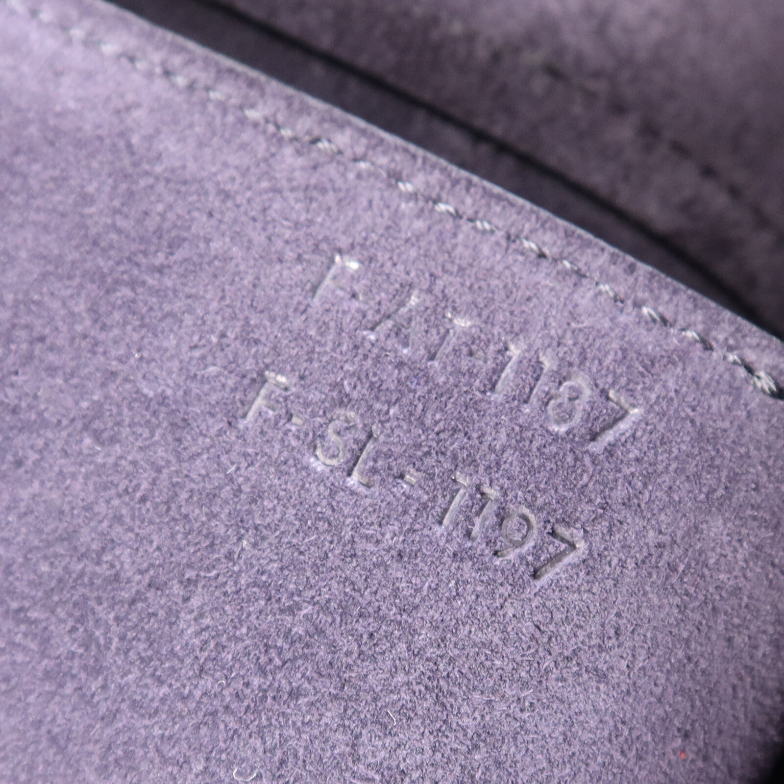 CELINE 牛皮皮革Mini Belt Bag金扣手挽肩背兩用袋