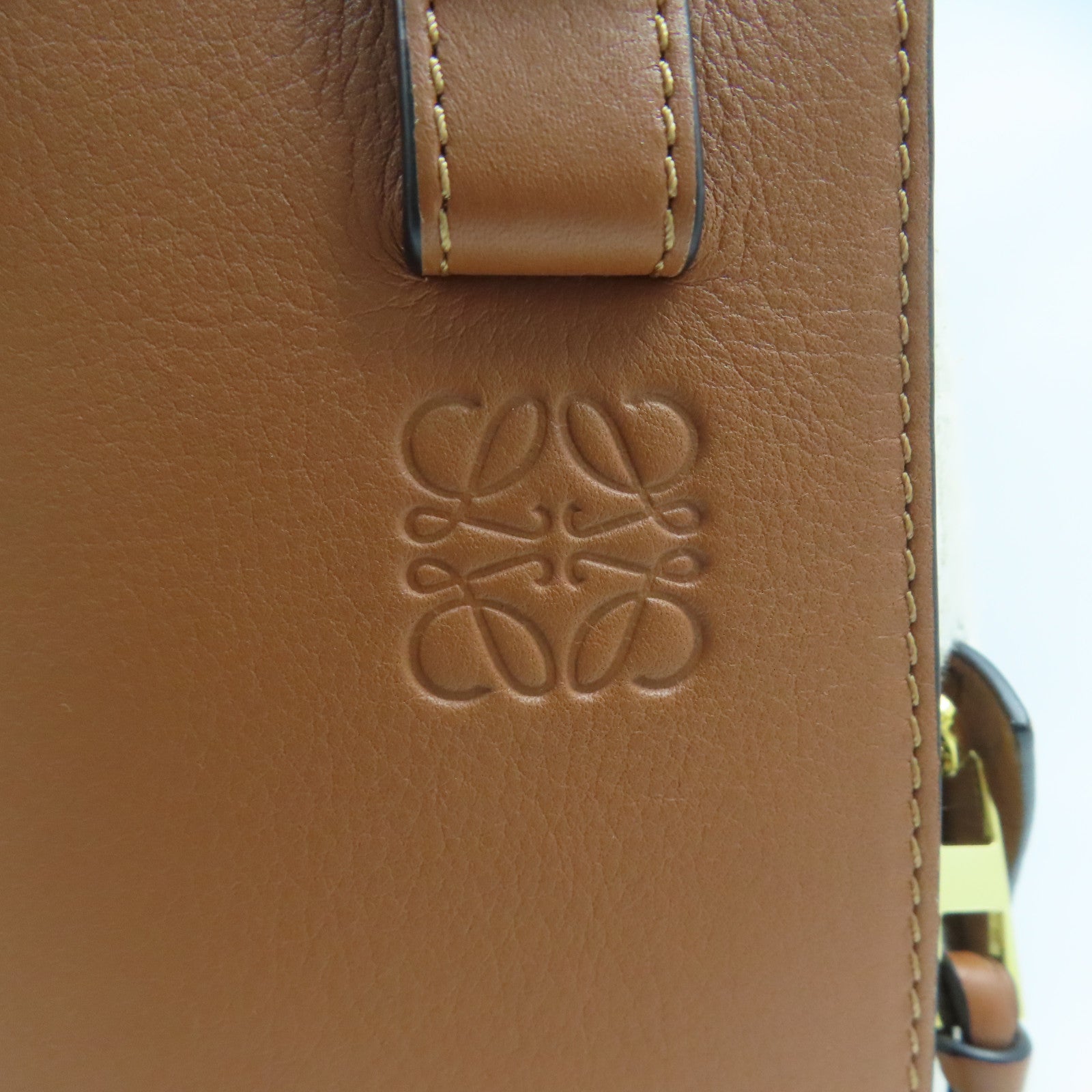 LOEWE 【激減優惠】帆布/牛皮皮革Anagram Hammock金扣手挽肩背兩用袋米色/啡色