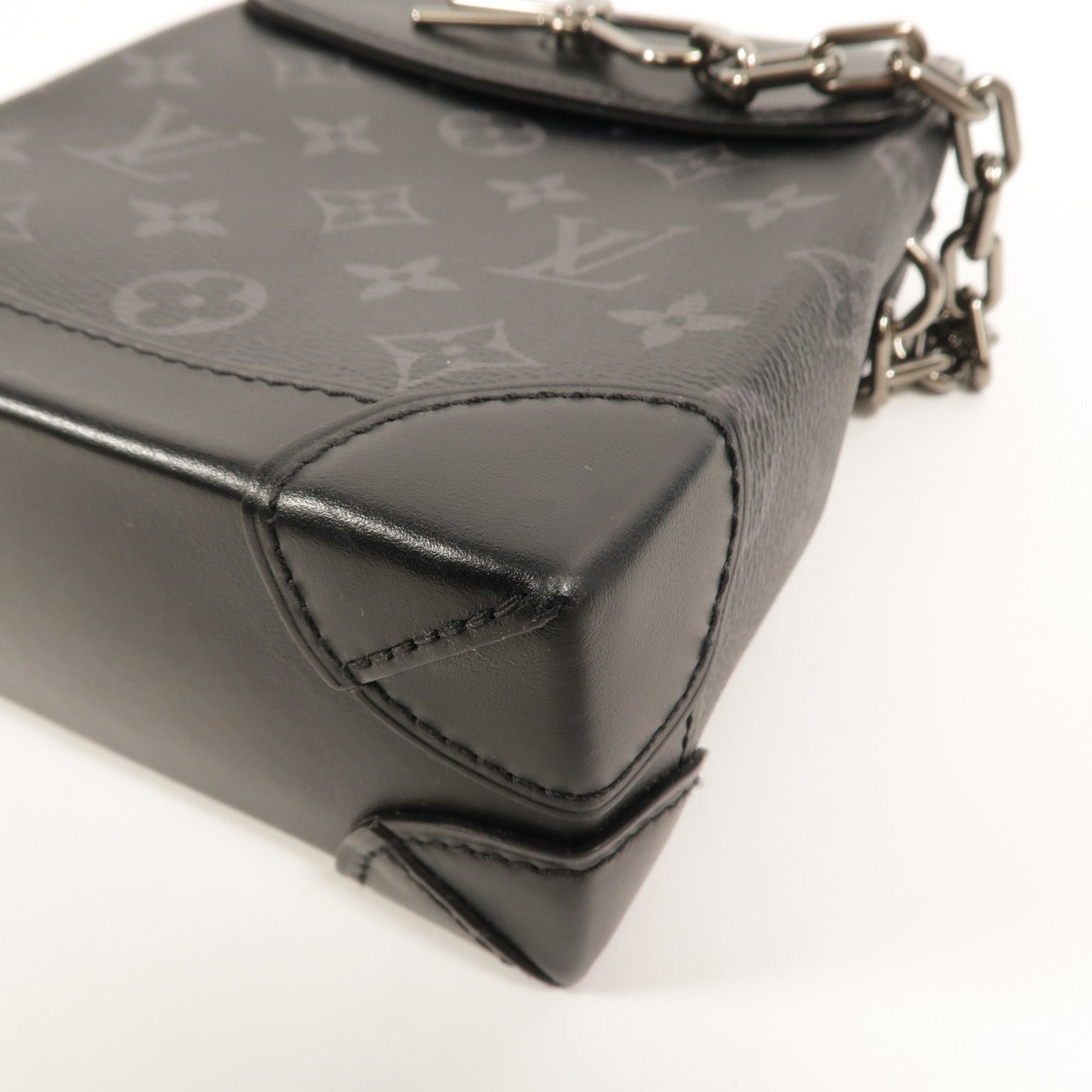LOUIS VUITTON Monogram Eclipse Nano Steamer手挽肩背兩用袋