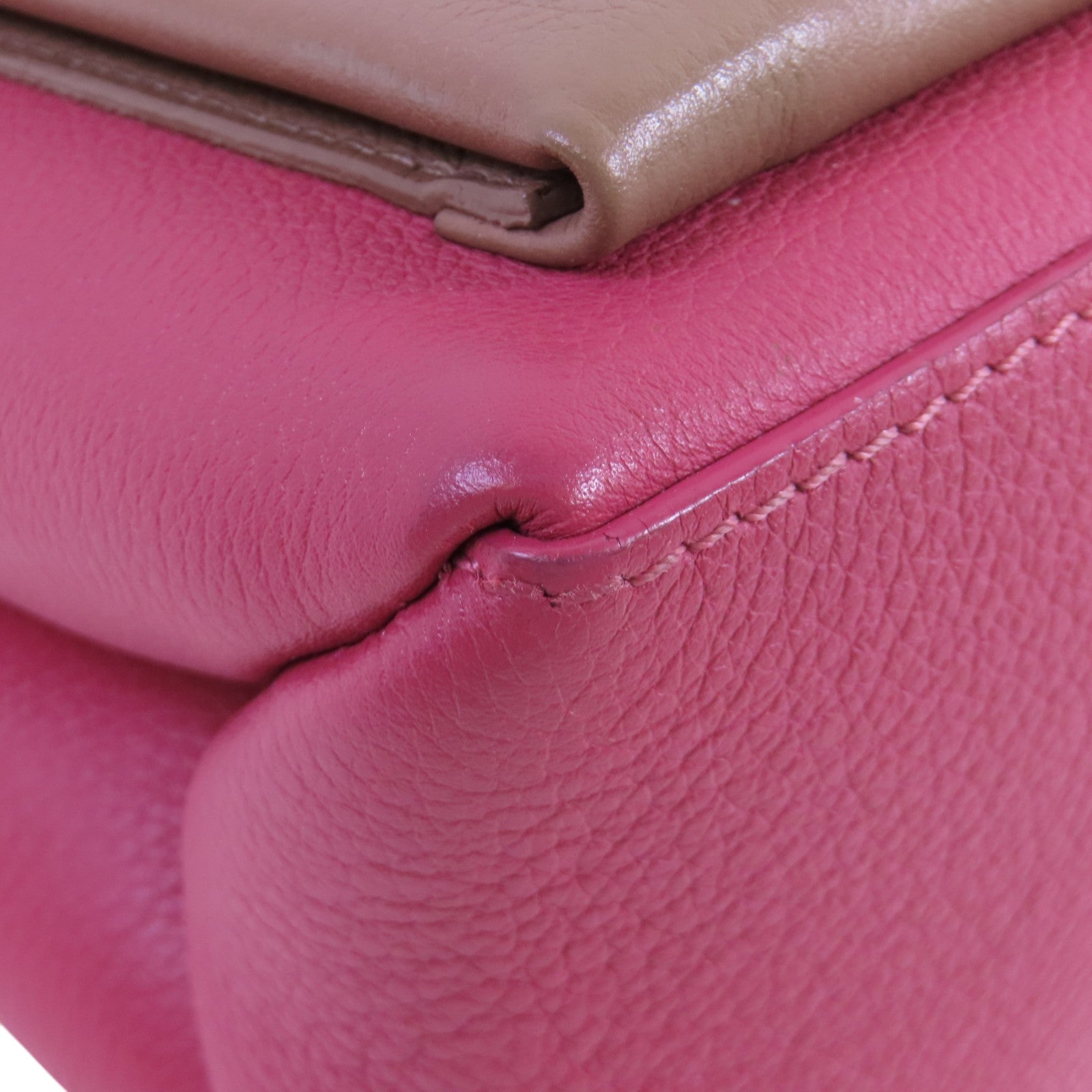 LOUIS VUITTON LV SHW My Lockme Handbag Shoulder Bag Calfskin Leather M51490