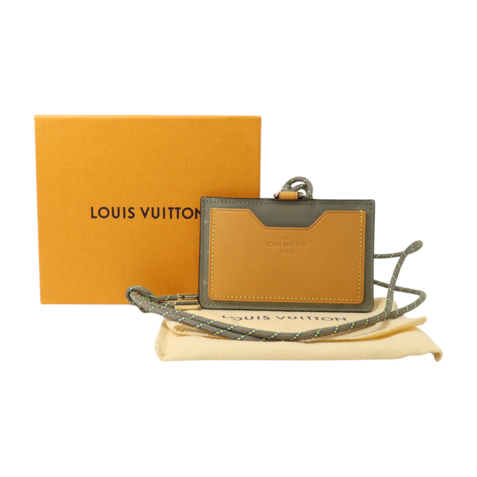 LOUIS VUITTON Monogram Titanium Cosmos Id Holder Necklace Card Wallet卡片套