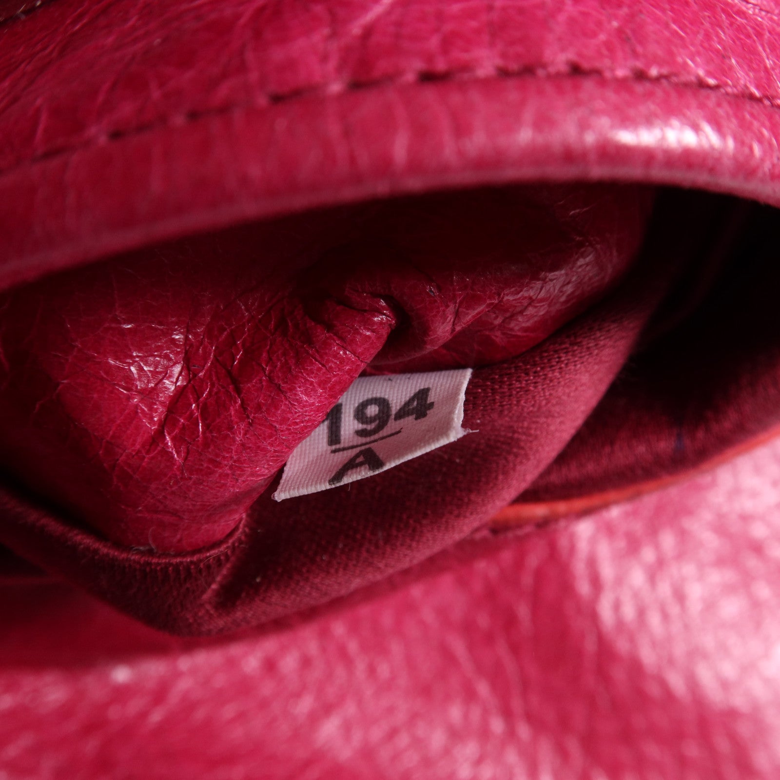 Miu Miu 牛皮皮革2 Way Shoulder銀扣手挽肩背兩用袋