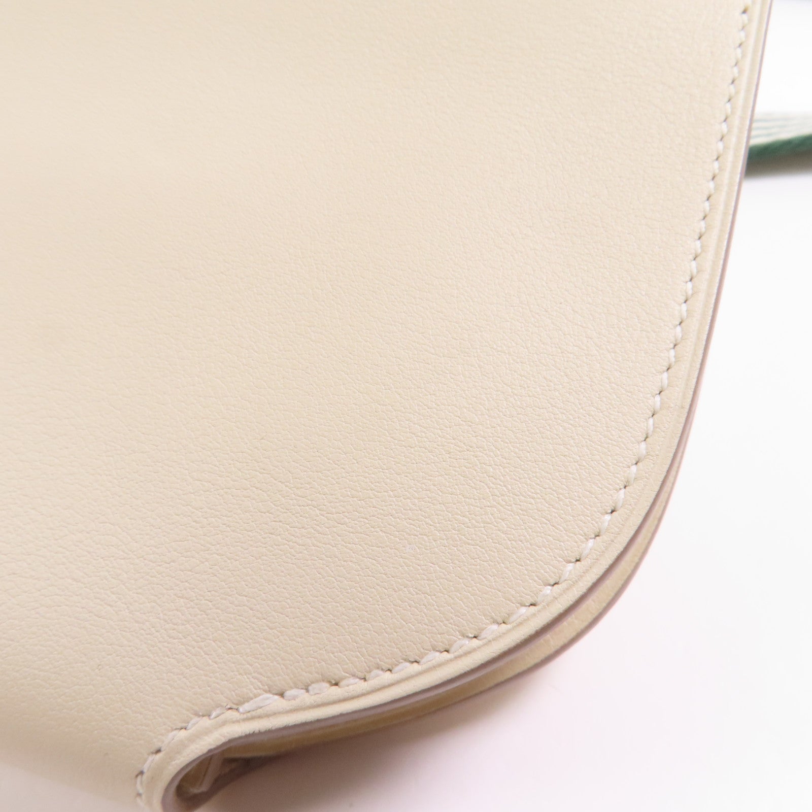 HERMES Swift皮革Mini Convoyeur銀扣肩背袋