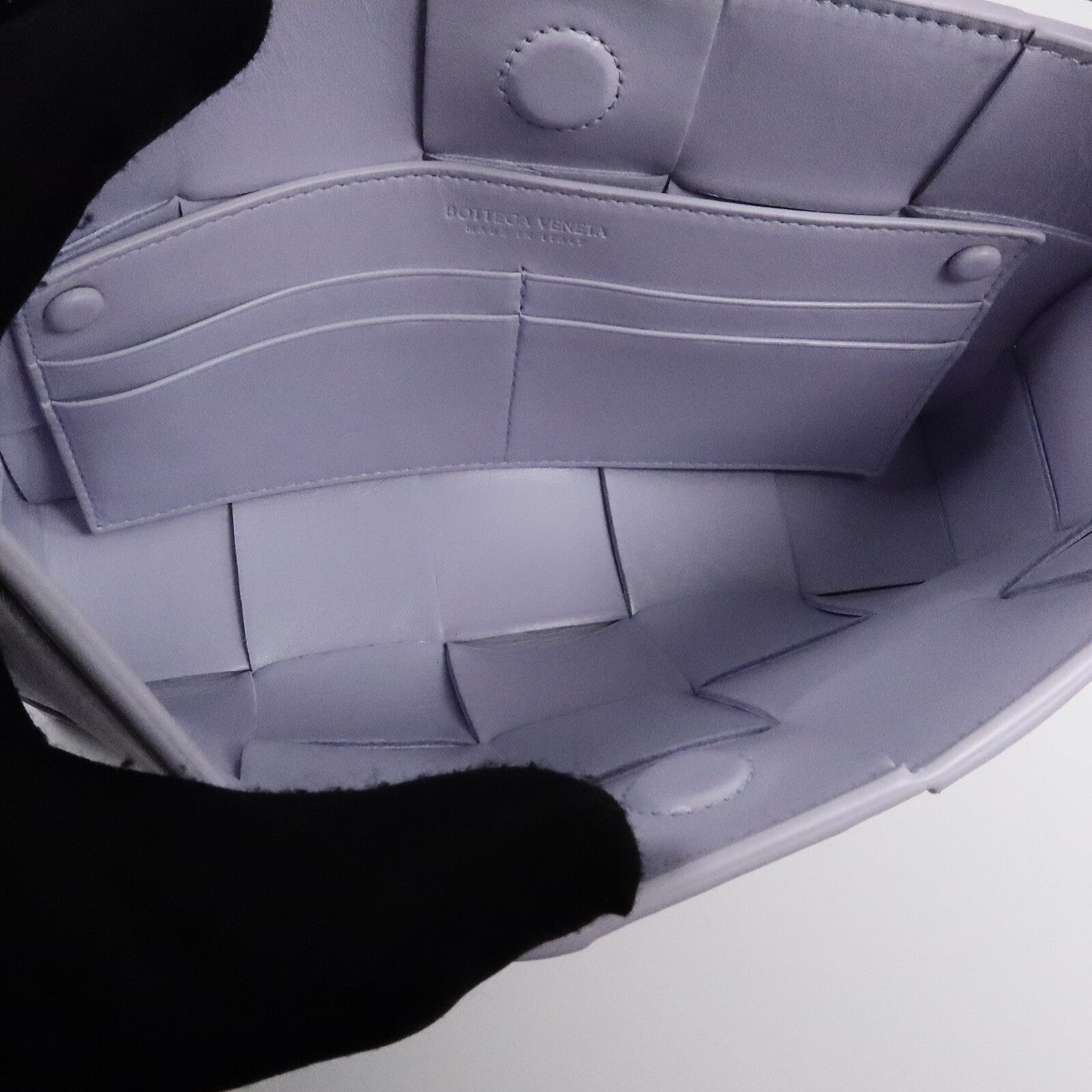 BOTTEGA VENETA 牛皮皮革Cassette Pouch肩背袋