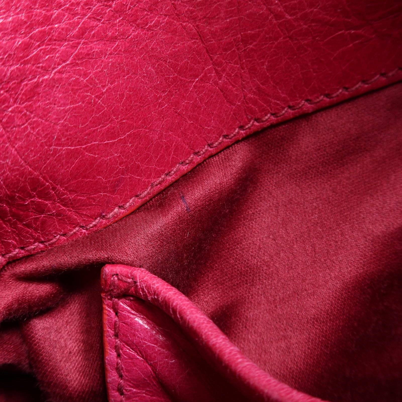 Miu Miu 牛皮皮革2 Way Shoulder銀扣手挽肩背兩用袋