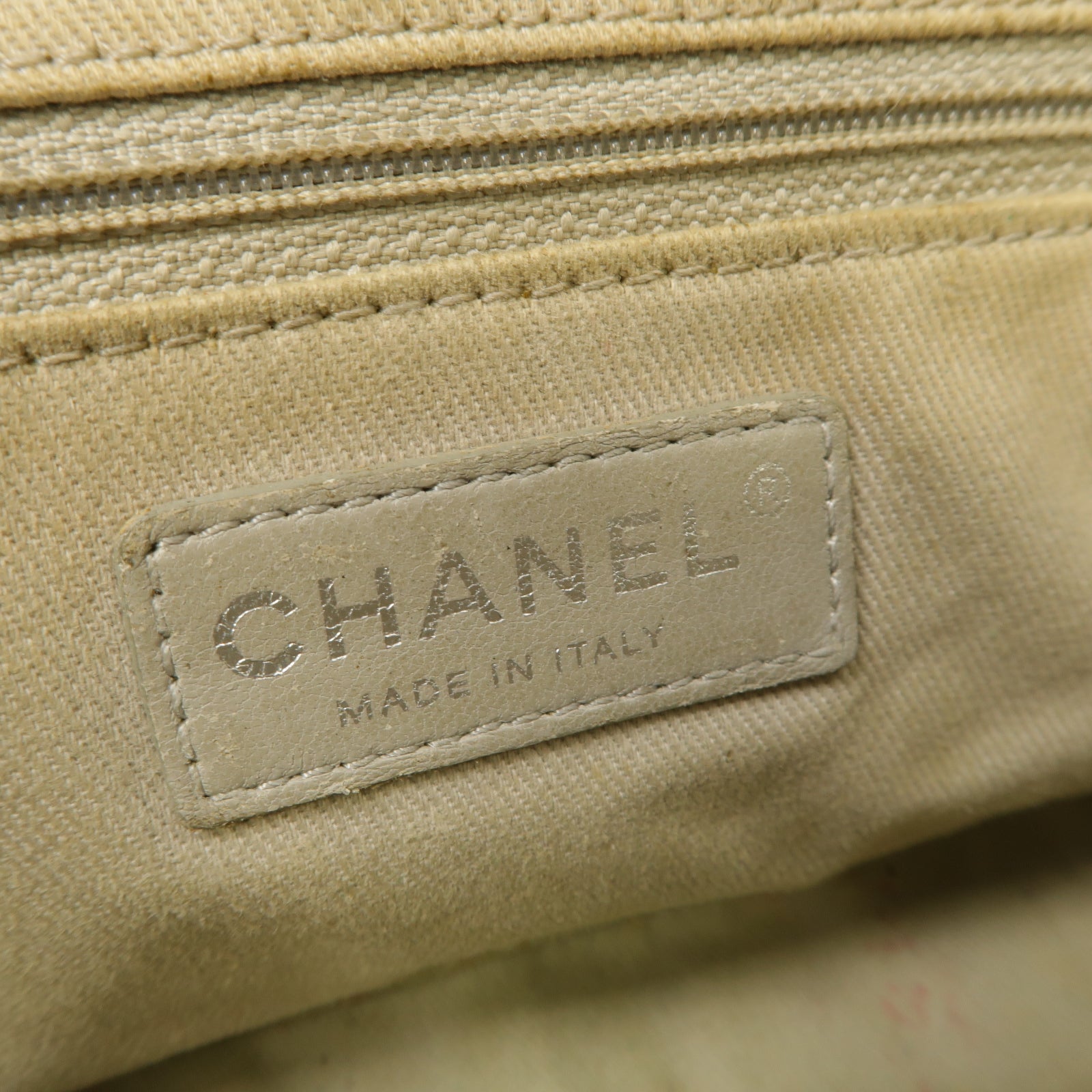 CHANEL 菱格Caviar皮革Chain Shoulder Bag銀扣鏈帶肩背袋黒色