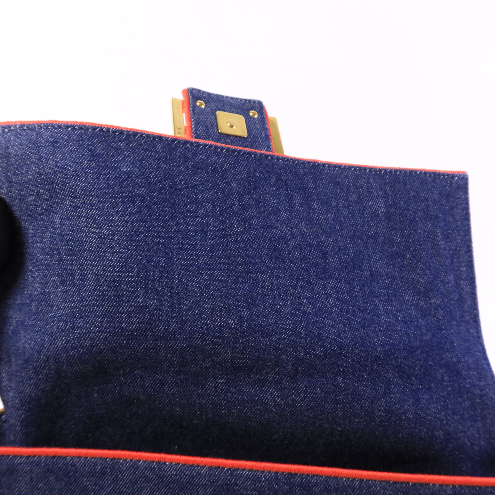 FENDI 牛仔布Bagutte Large手挽肩背兩用袋