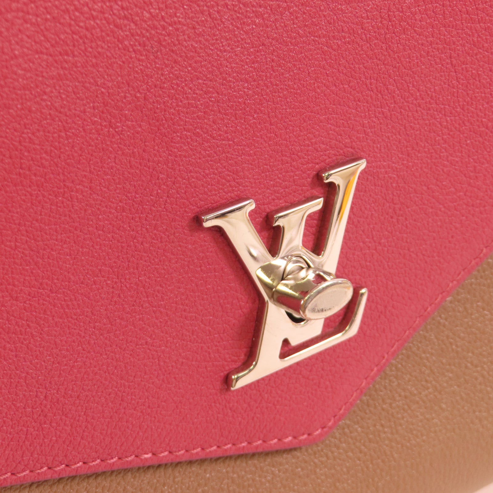 LOUIS VUITTON LV SHW My Lockme Handbag Shoulder Bag Calfskin Leather M51490