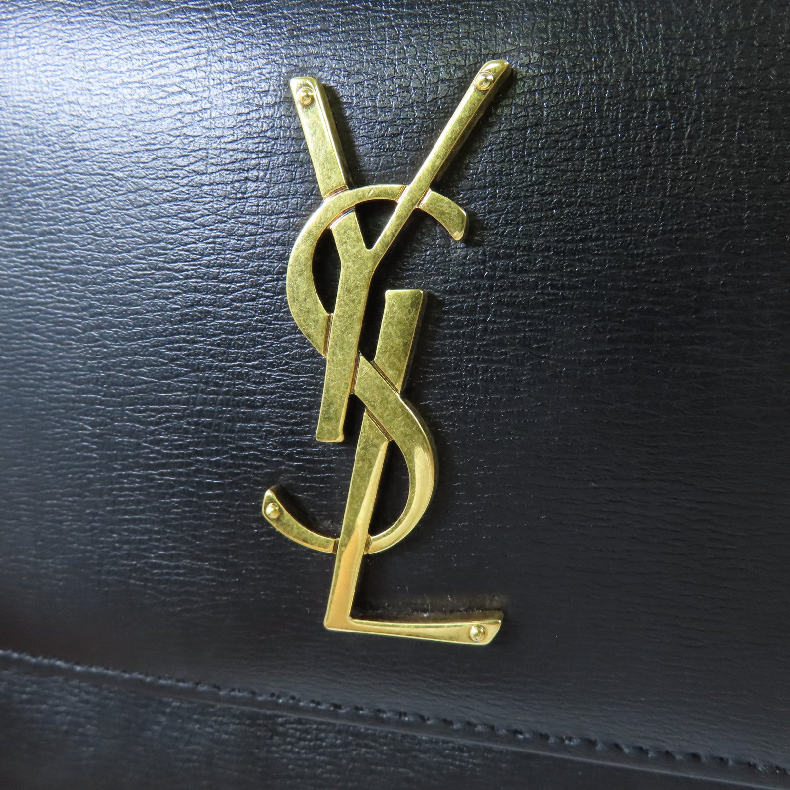 SAINT LAURENT 牛皮皮革Shoulder Bag金扣鏈帶肩背袋