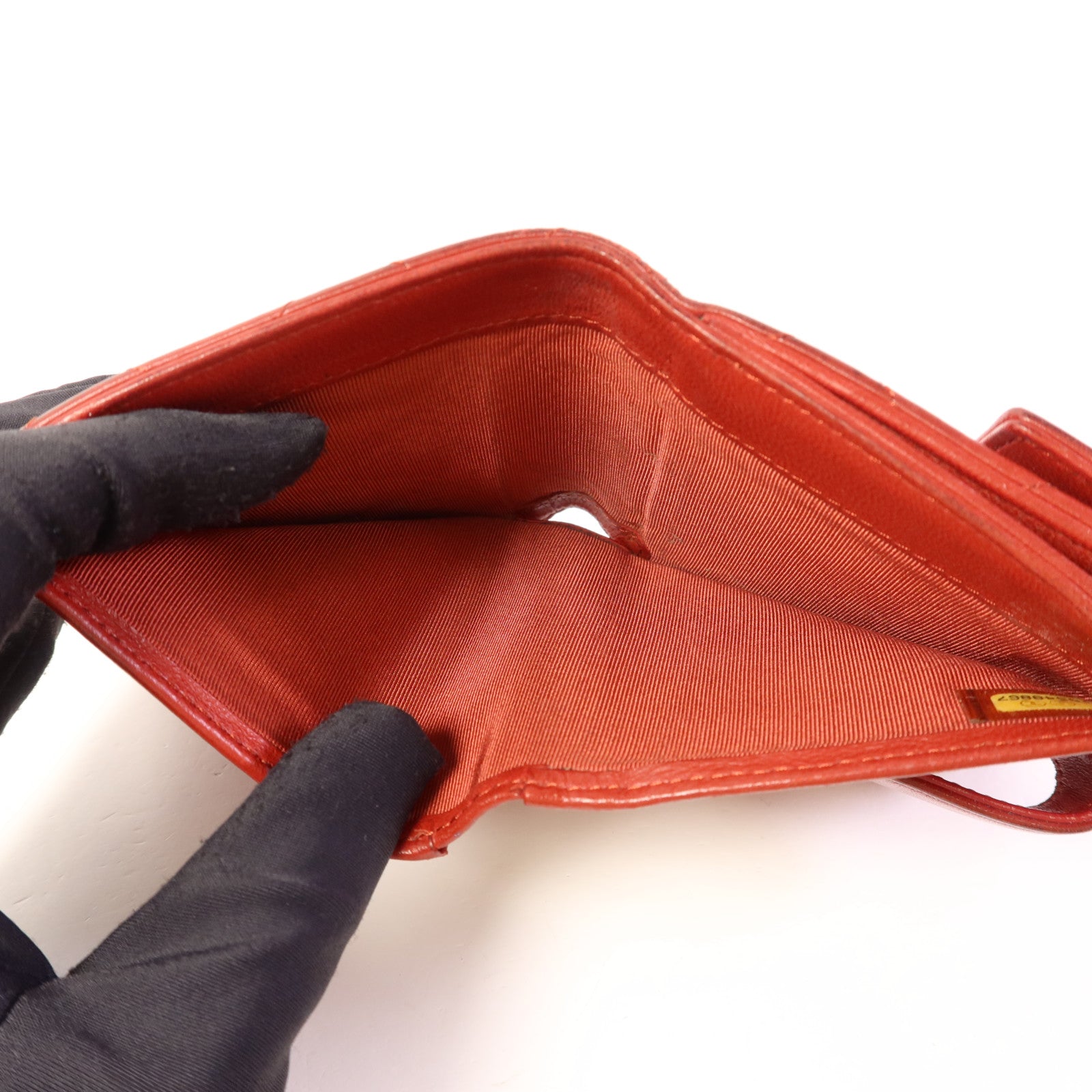 CHANEL 羊皮皮革Bifold Wallet銀扣錢包