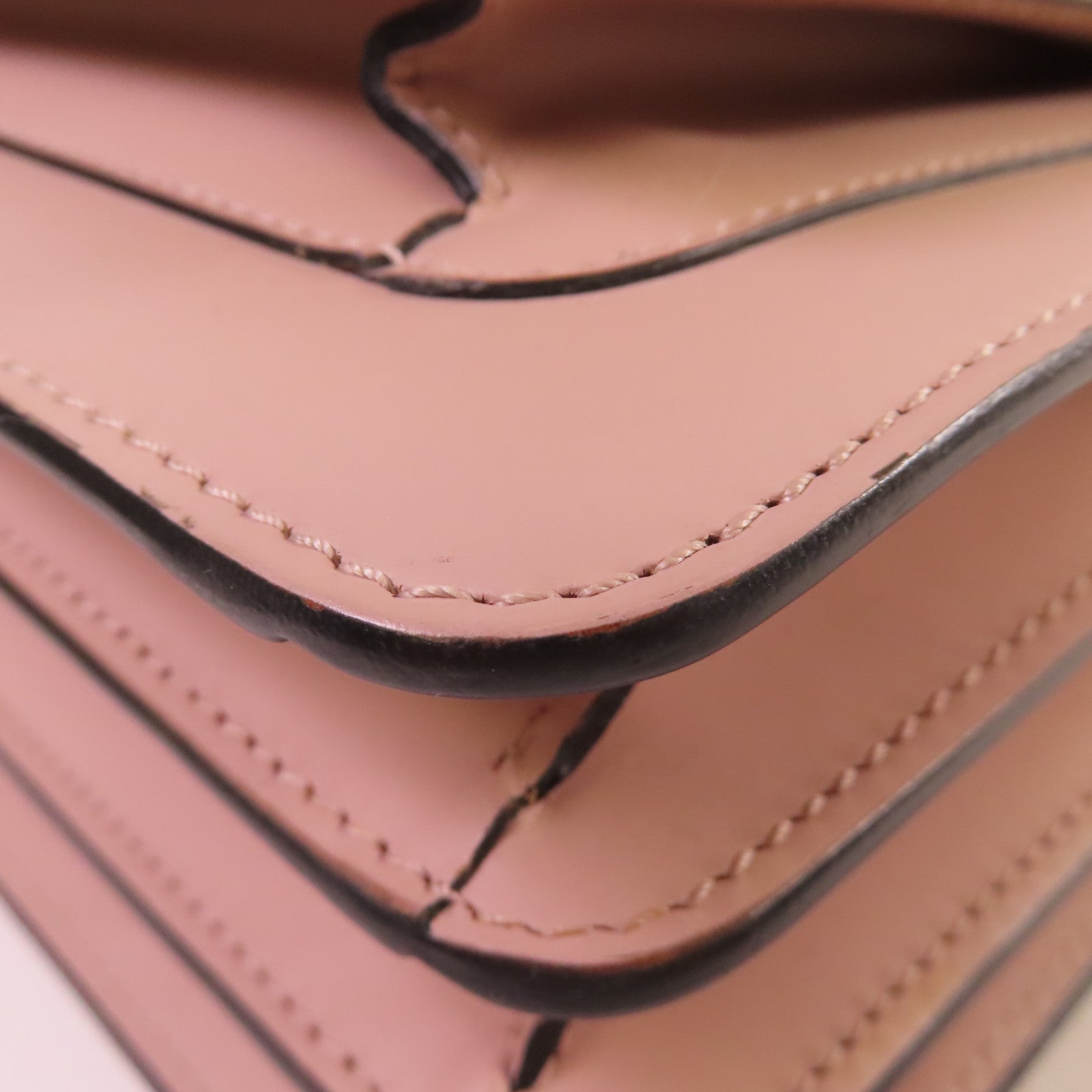 MARNI 牛皮皮革Shoulder Bag金扣肩背袋粉紅色