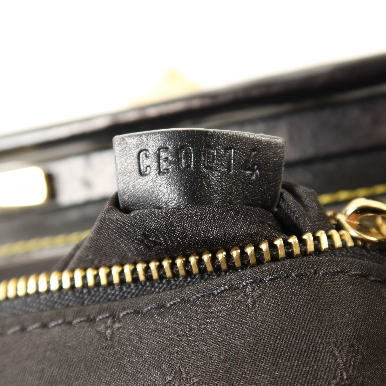 LOUIS VUITTON Suhali Lingenieux PM手挽袋