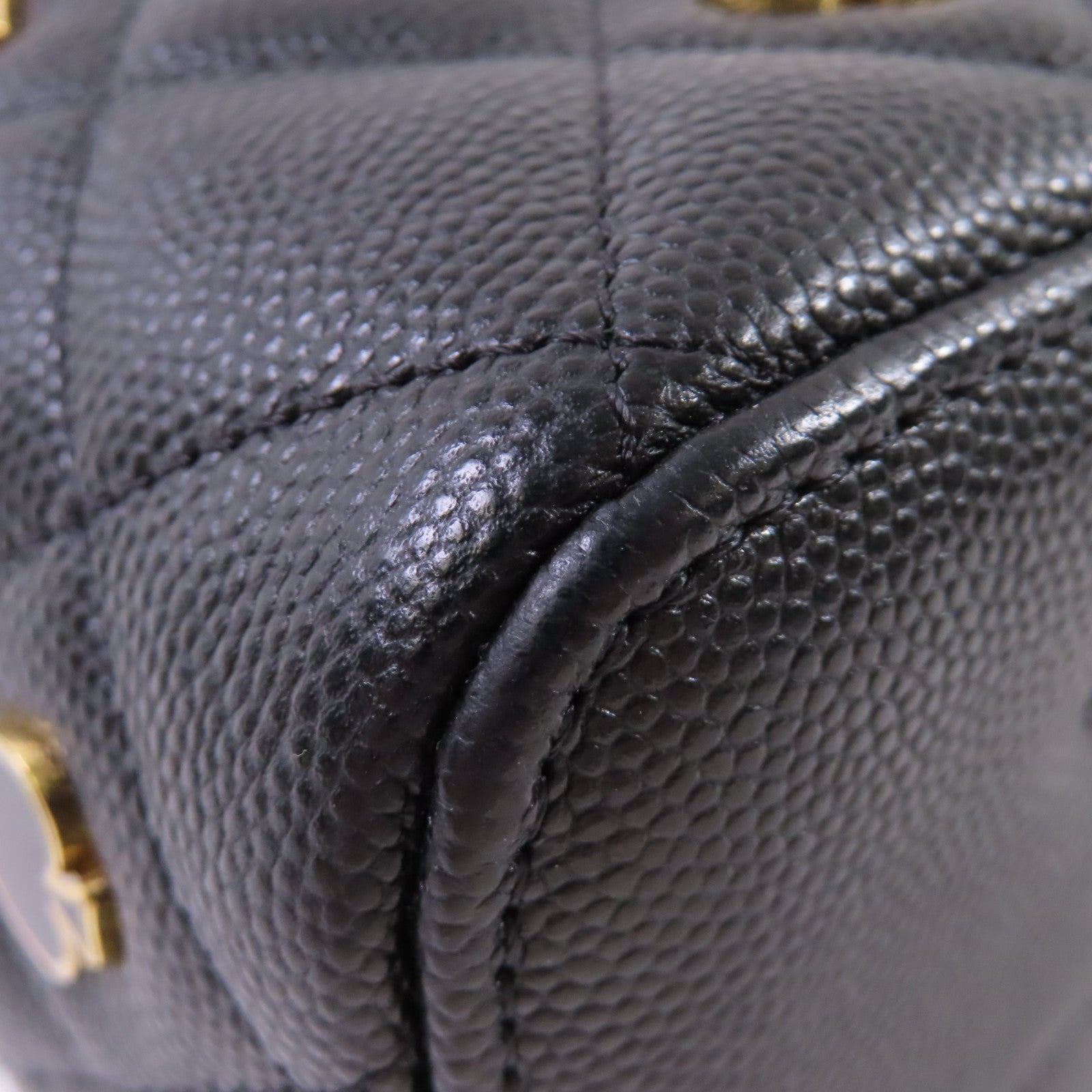 CHANEL 【激減優惠】菱格Caviar皮革Vanity Case Chain Shoulder Bag金扣鏈帶肩背袋黑色